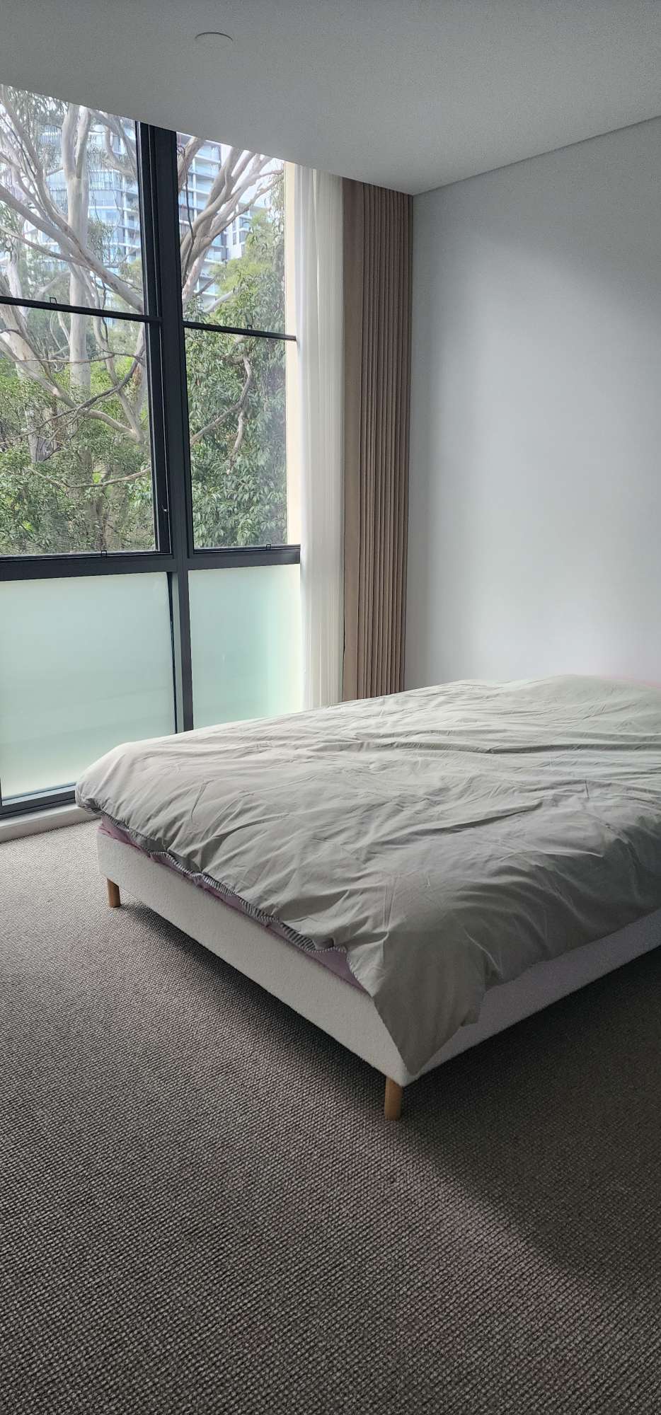 今日珀斯Macquarie Park 大房招租找一位爱洁不抽烟无宠物的单身女生学生优先 Macquarie Park 大房招租找一位爱洁不抽烟无宠物的单身女生学生优先