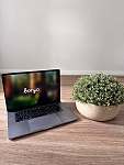 售2020年购买的MacBook Pro i7 六核16英寸视网膜屏