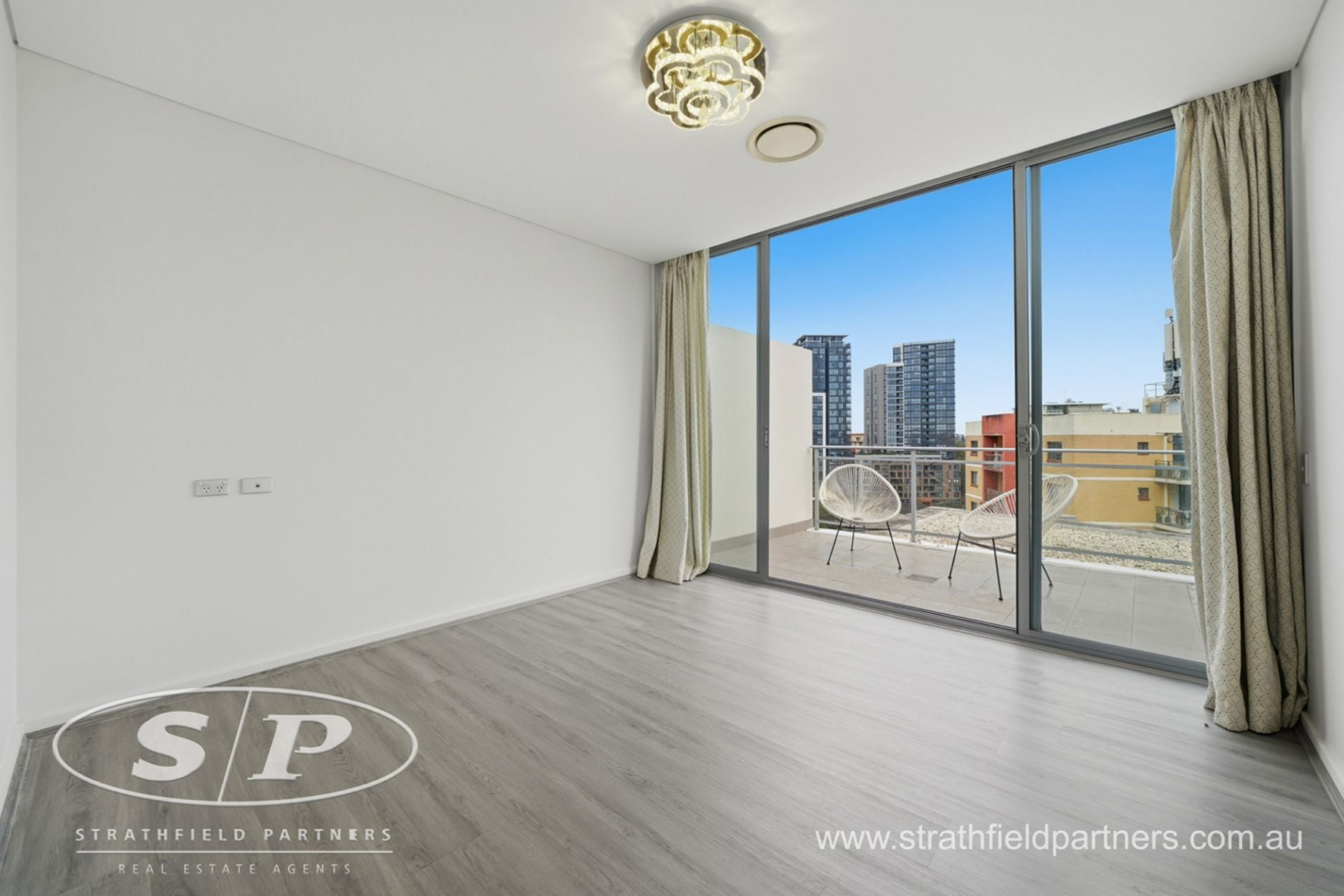 今日珀斯Strathfield 悉尼penthouse出租2b2b Strathfield 悉尼penthouse出租2b2b