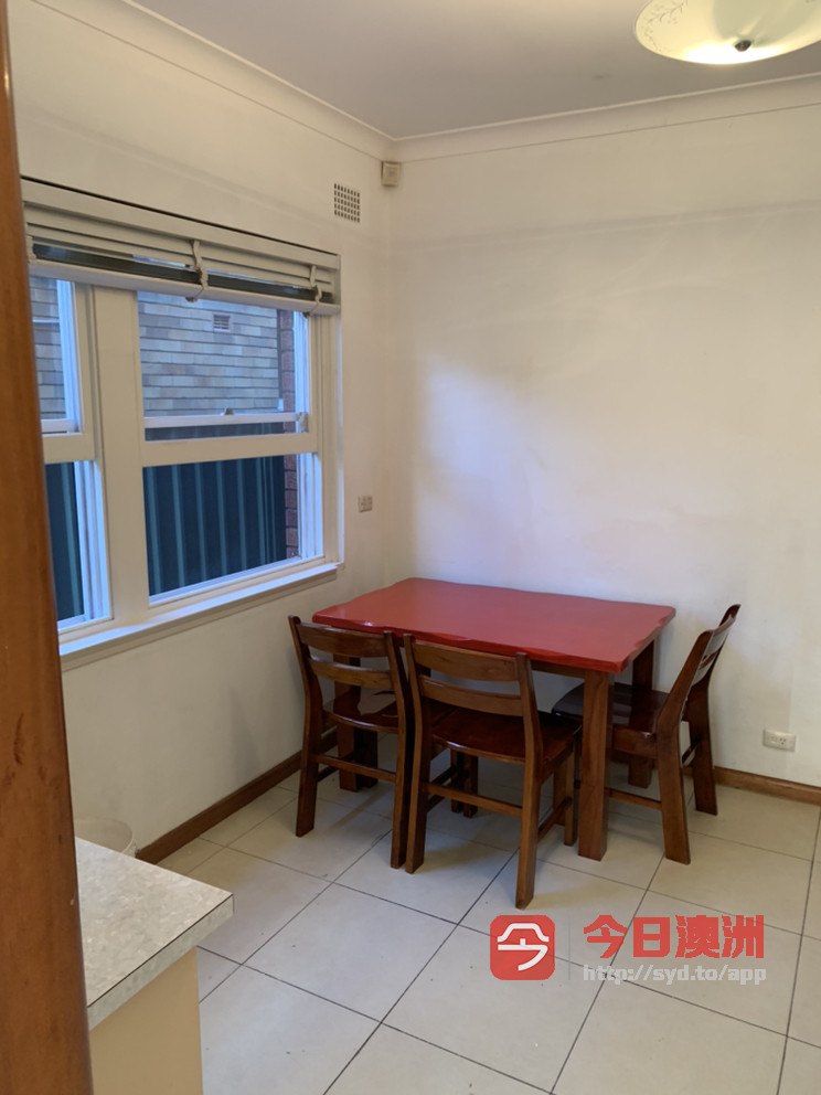 今日珀斯Hurstville 在别墅底层有独立的二室单元出租4分钟到达火车站 Hurstville 在别墅底层有独立的二室单元出租4分钟到达火车站
