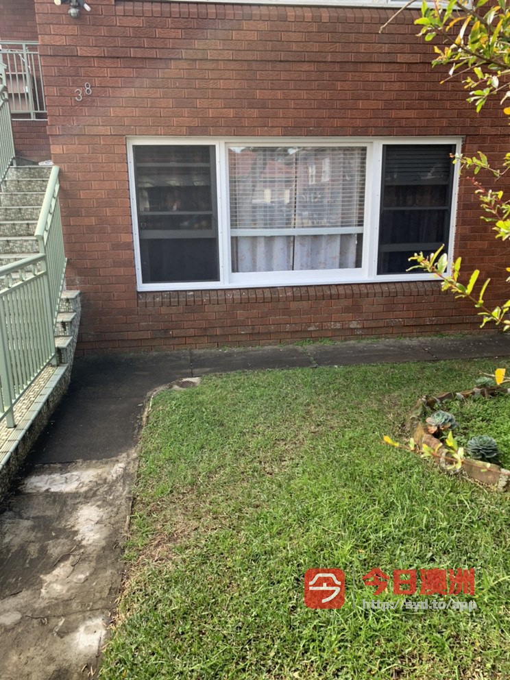 今日珀斯Hurstville 在别墅底层有独立的二室单元出租4分钟到达火车站 Hurstville 在别墅底层有独立的二室单元出租4分钟到达火车站