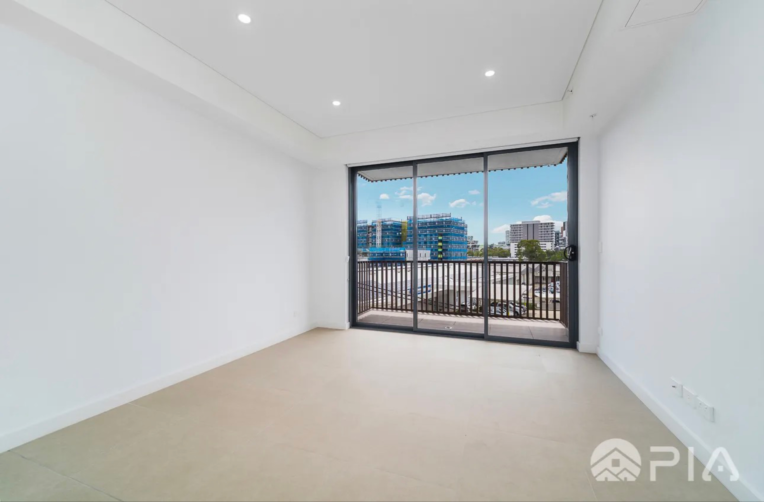 今日珀斯Rosebery city 新公寓空房整租900手慢无 Rosebery city 新公寓空房整租900手慢无