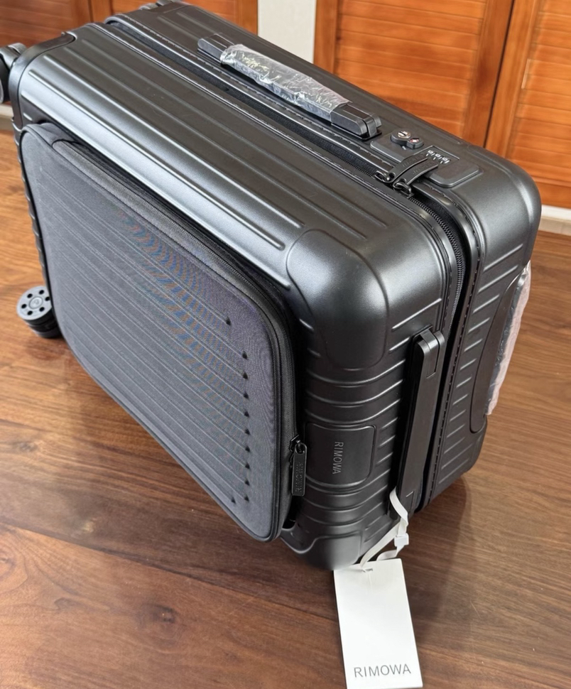 今日珀斯rimowa 20 登机箱 rimowa 20 登机箱
