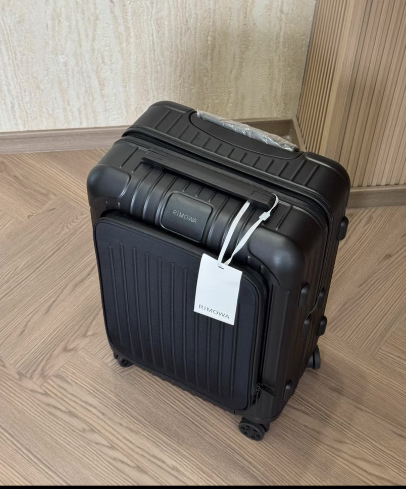 今日珀斯rimowa 20 登机箱 rimowa 20 登机箱
