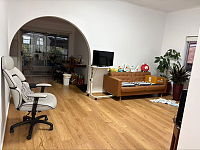 Earlwood   学区房整租 3房 2卫 2厅 外加一个studio  前后花园占地1000平