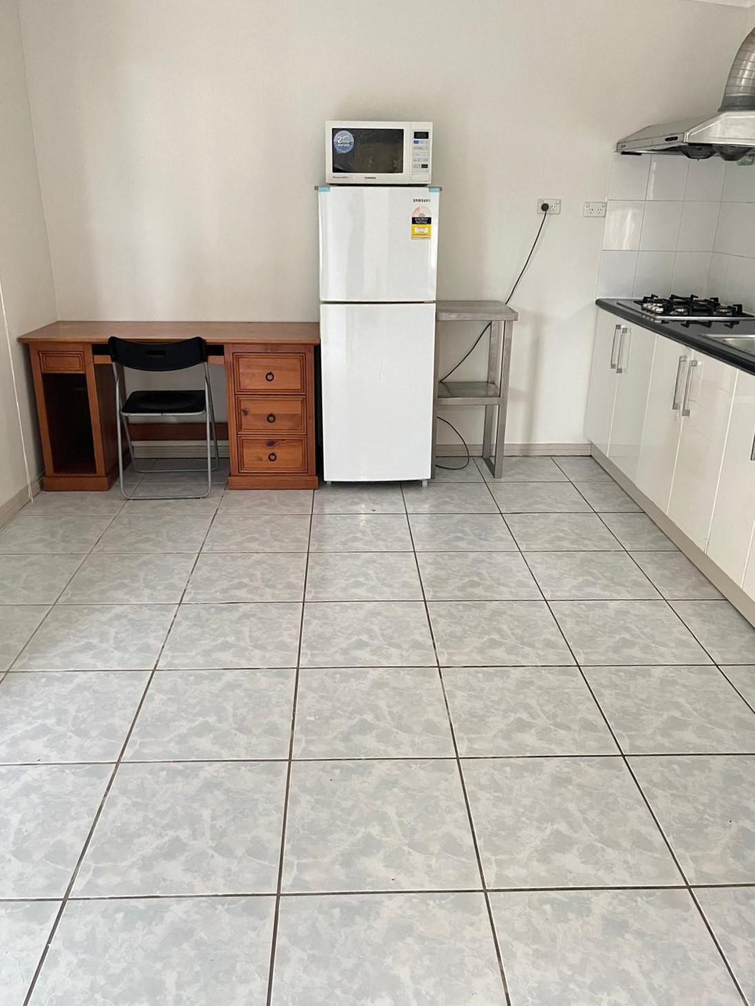 今日珀斯Revesby 独立后園 granny flat 出租 Revesby 独立后園 granny flat 出租