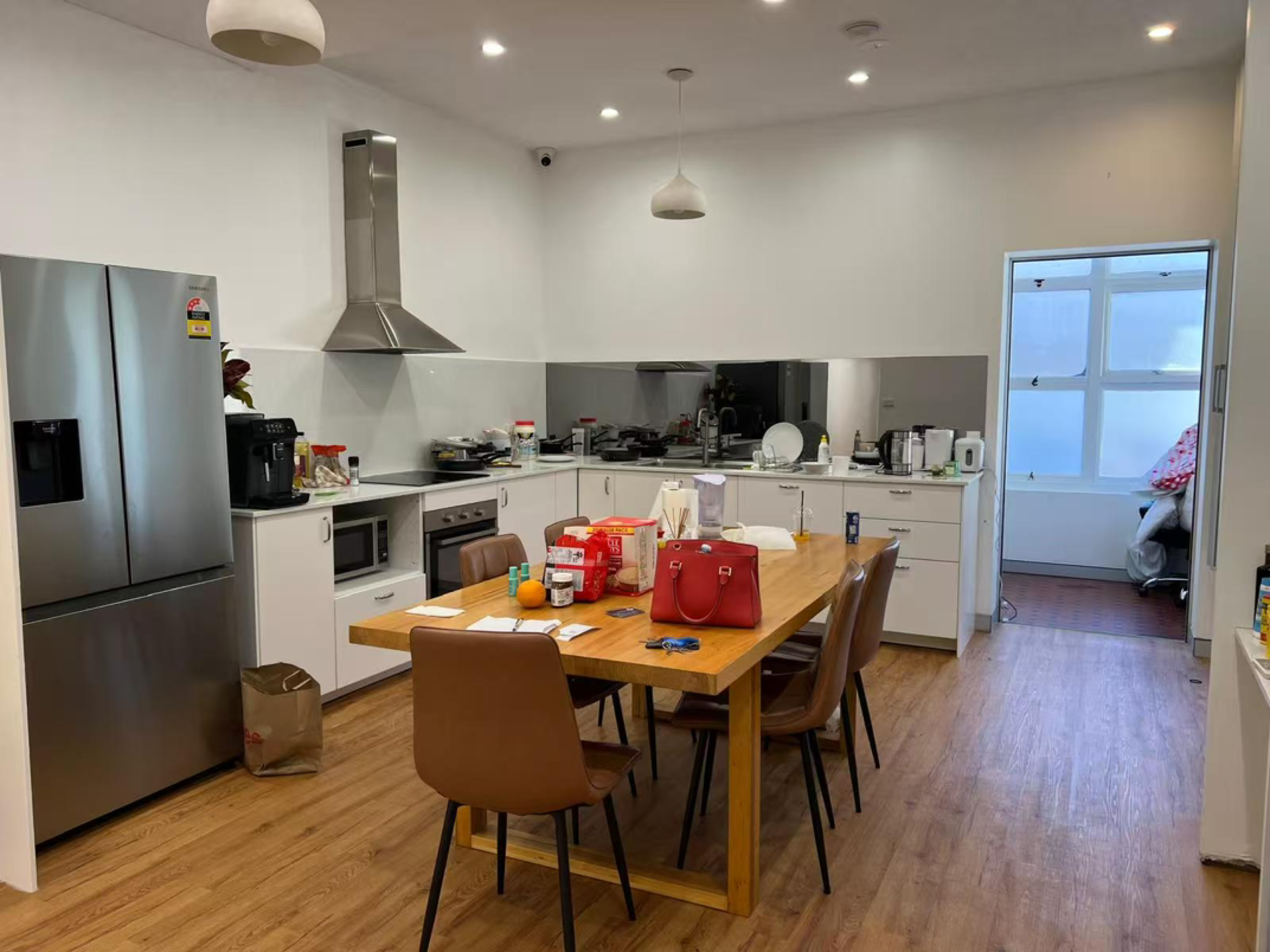 今日悉尼Glebe 房间出租 包含水电费和家具 Glebe 房间出租 包含水电费和家具