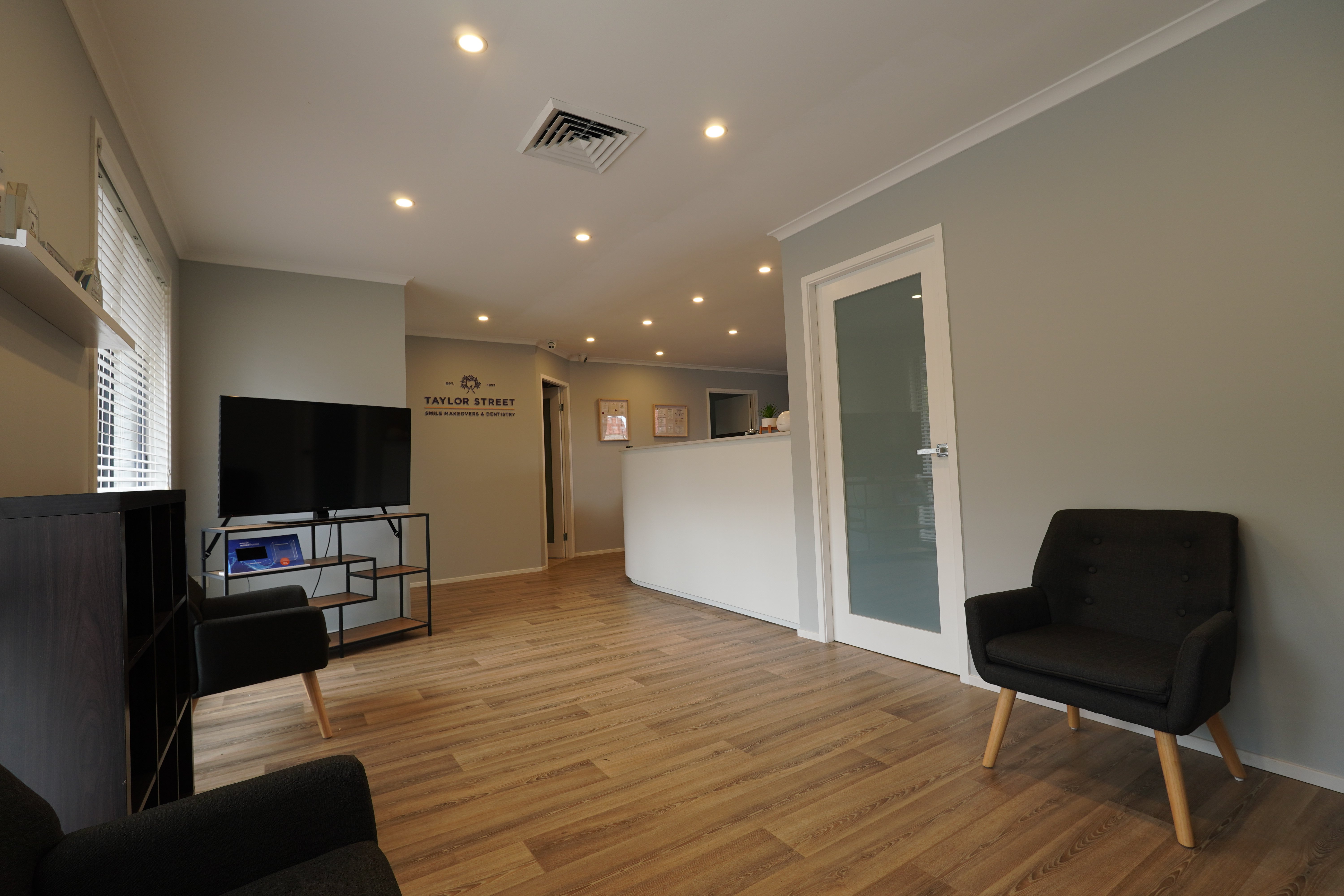 今日悉尼 西北区 West Pennant Hills 牙科 Taylor Street Dental 隐适美 Invisalign 讲师亲诊 数码微笑设计 DSD Master 西北区 West Pennant Hills 牙科 Taylor Street Dental 隐适美 Invisalign 讲师亲诊 数码微笑设计 DSD Master