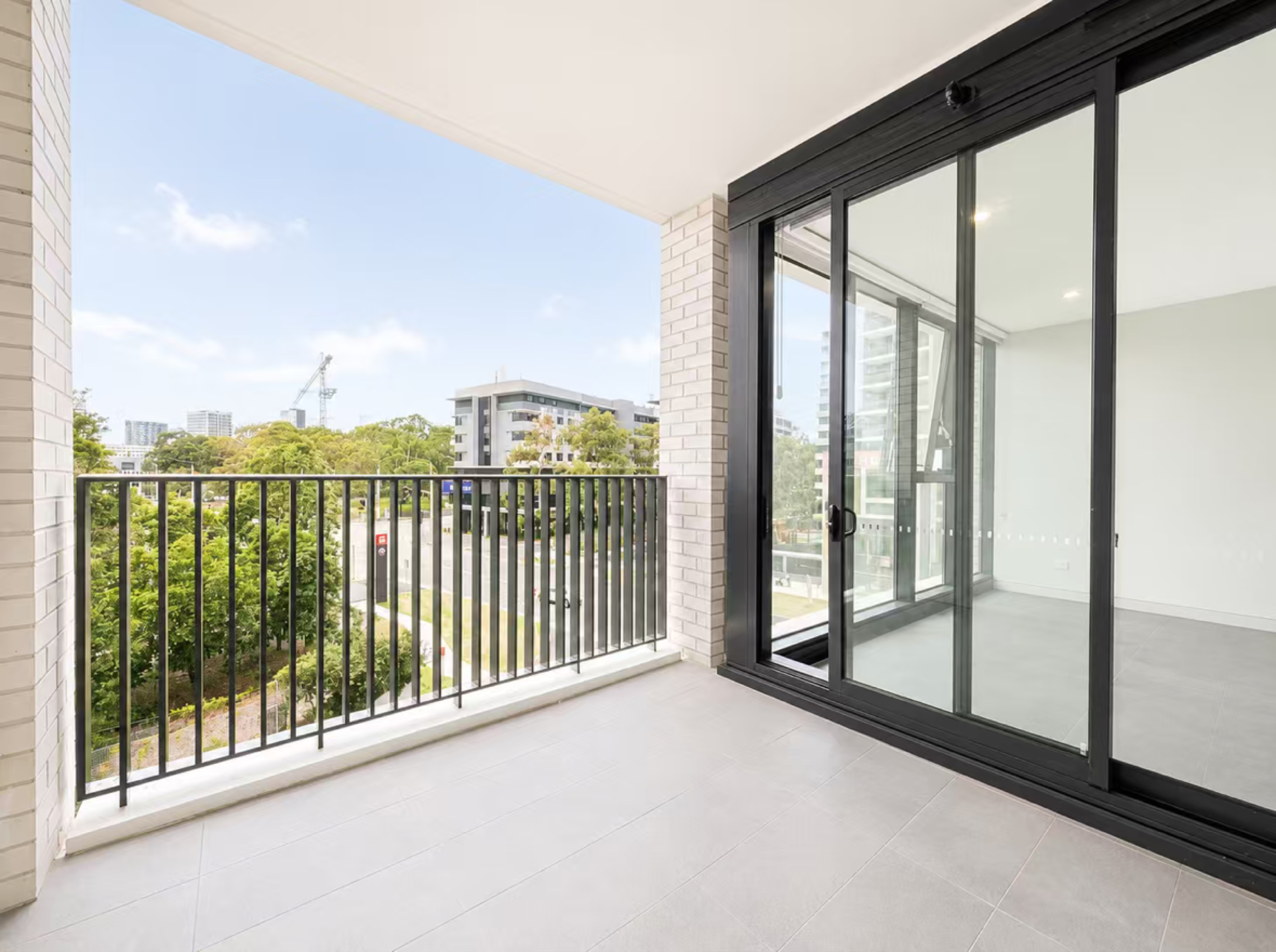 今日堪培拉Lidcombe 奥体2房2卫小书房带窗 Lidcombe 奥体2房2卫小书房带窗