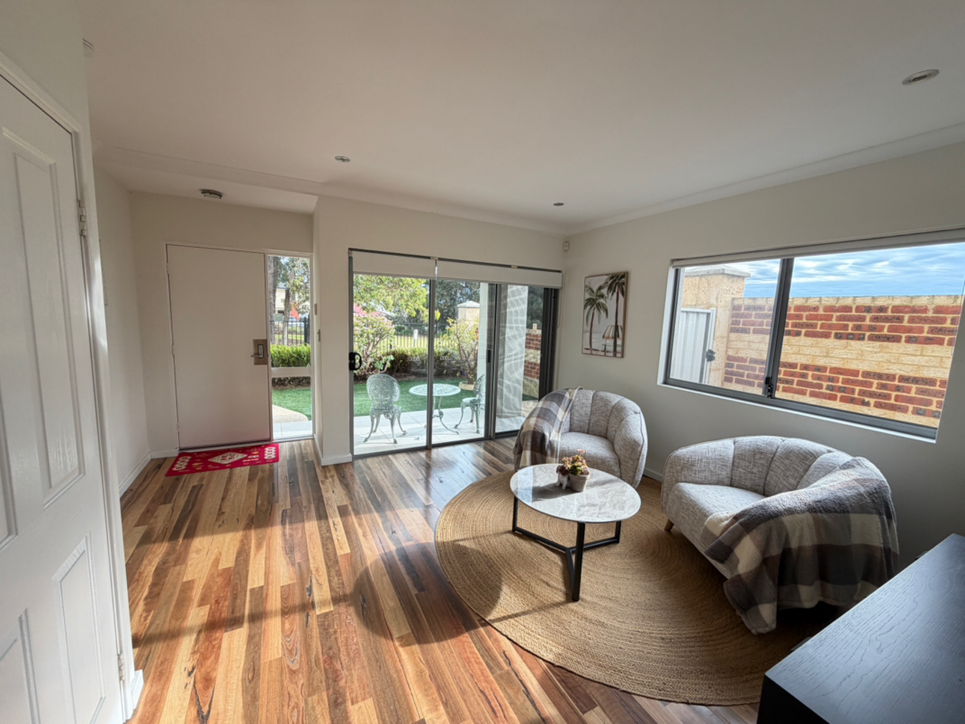 今日黄金海岸O'Connor O Connor近Kardinya 二楼两个单间出租 O'Connor O Connor近Kardinya 二楼两个单间出租