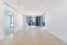 Epping  Meriton 全新两房公寓出租 首次入住 步行4分钟到地铁