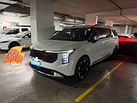 2024年 Kia Carnival GTLine