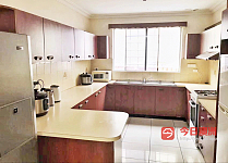 Burwood BURWOOD HOUSE 1间大房 带空调出租即日入住 招一人 谢谢