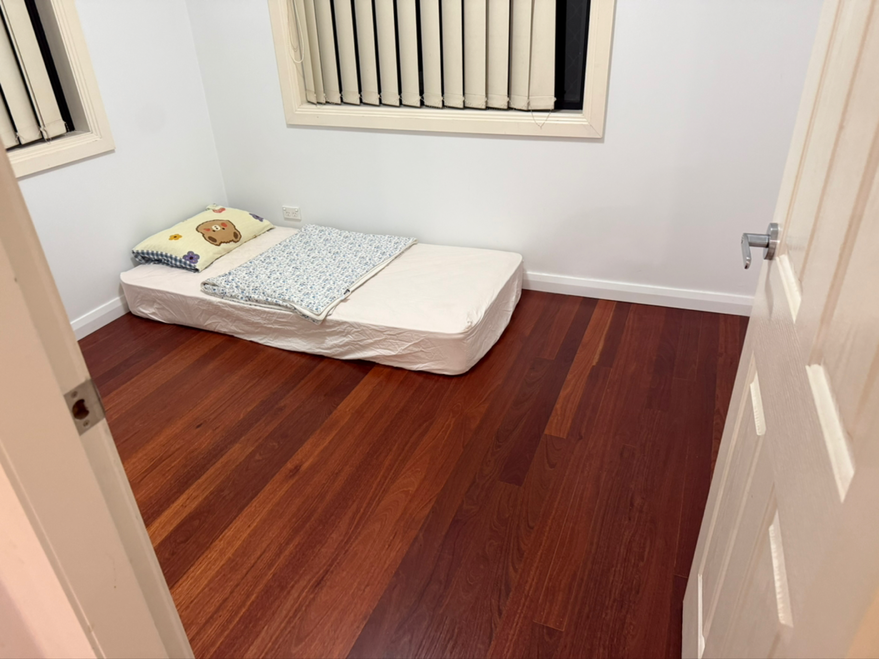 今日悉尼Campsie Belfield 单间出租220元 Campsie Belfield 单间出租220元