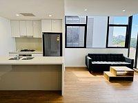 Waterloo 一个月短租 两房两卫 带家具拎包入住 没网 包BILL