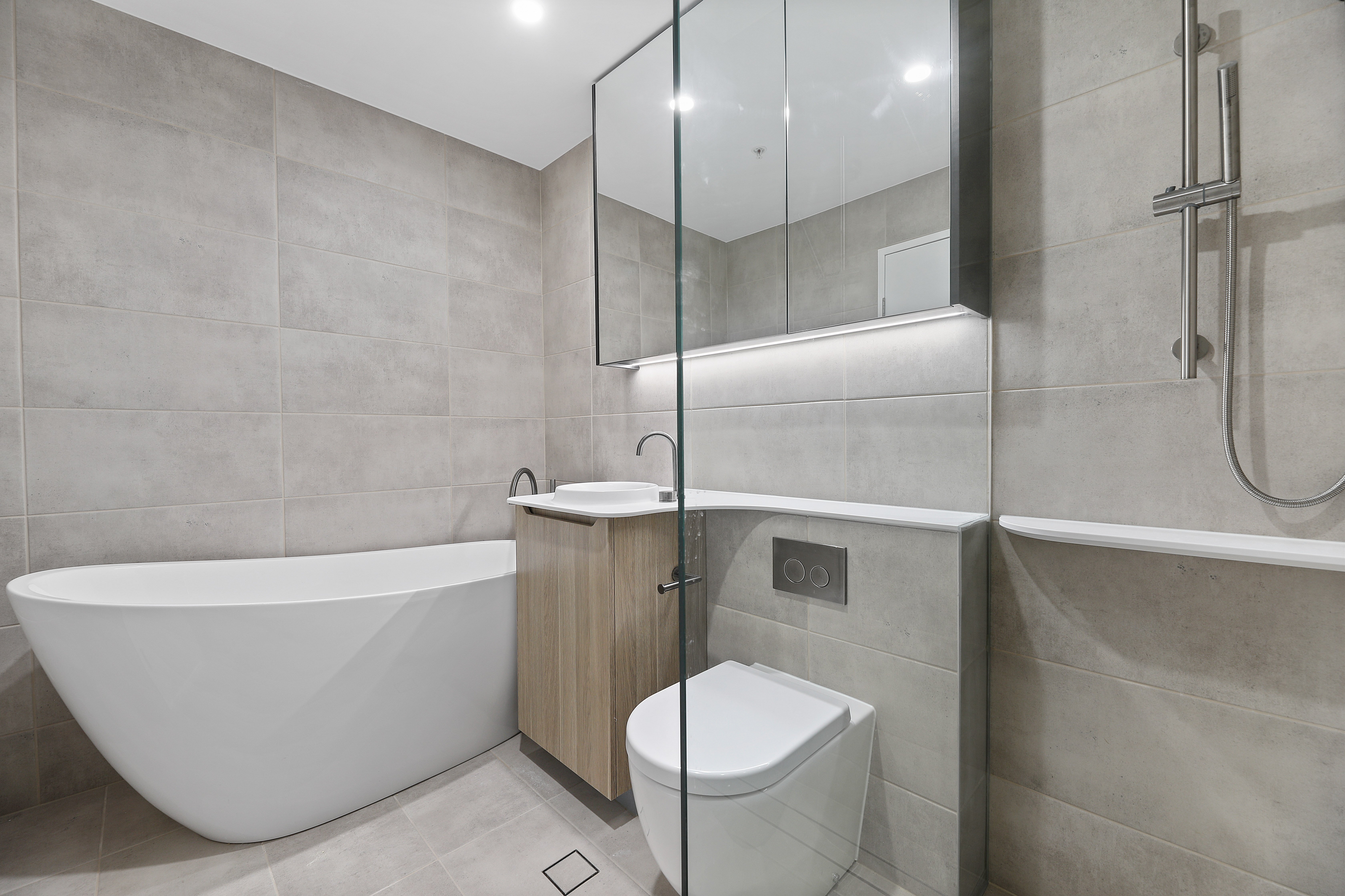 今日悉尼Macquarie Park MQ 顶层复式 Penthouse 招租 Macquarie Park MQ 顶层复式 Penthouse 招租