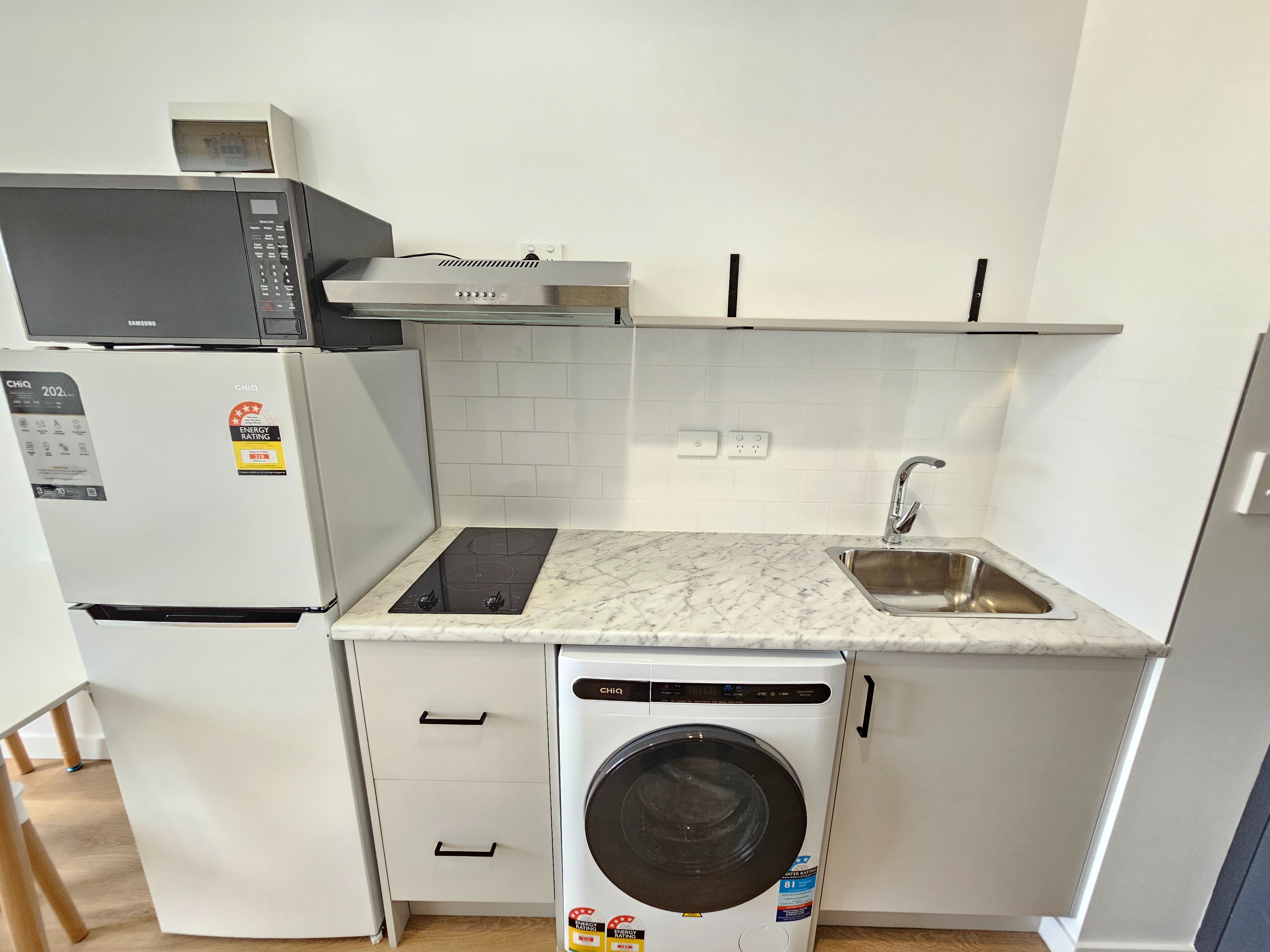 今日悉尼Burwood Studio 带空调可做饭包水包网 环境好 位置佳 Burwood Studio 带空调可做饭包水包网 环境好 位置佳
