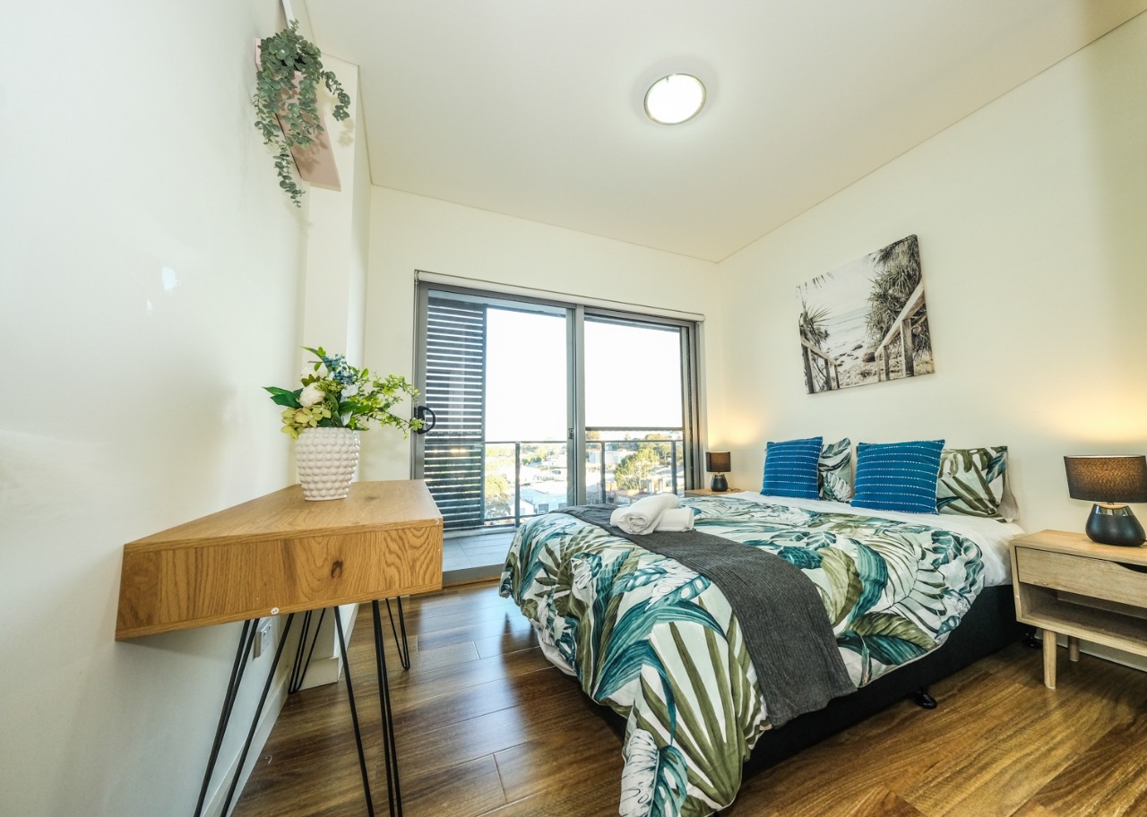 今日悉尼Wolli Creek 精致全家具3b2b整租 1300周 Wolli Creek 精致全家具3b2b整租 1300周