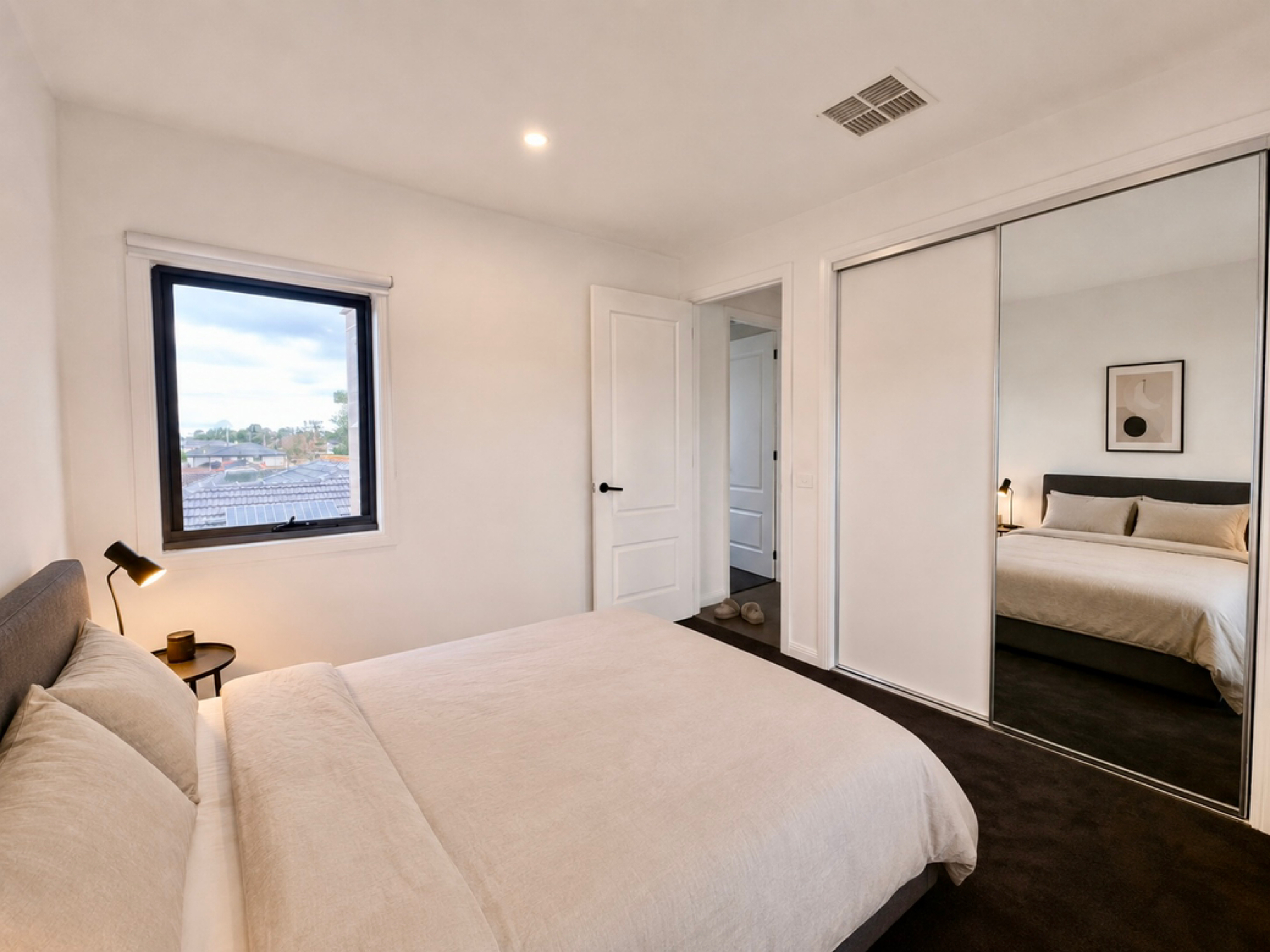 今日墨尔本Glen Waverley 墨尔本全新绝美Townhouse Glen区域求一位干净室友 Glen Waverley 墨尔本全新绝美Townhouse Glen区域求一位干净室友