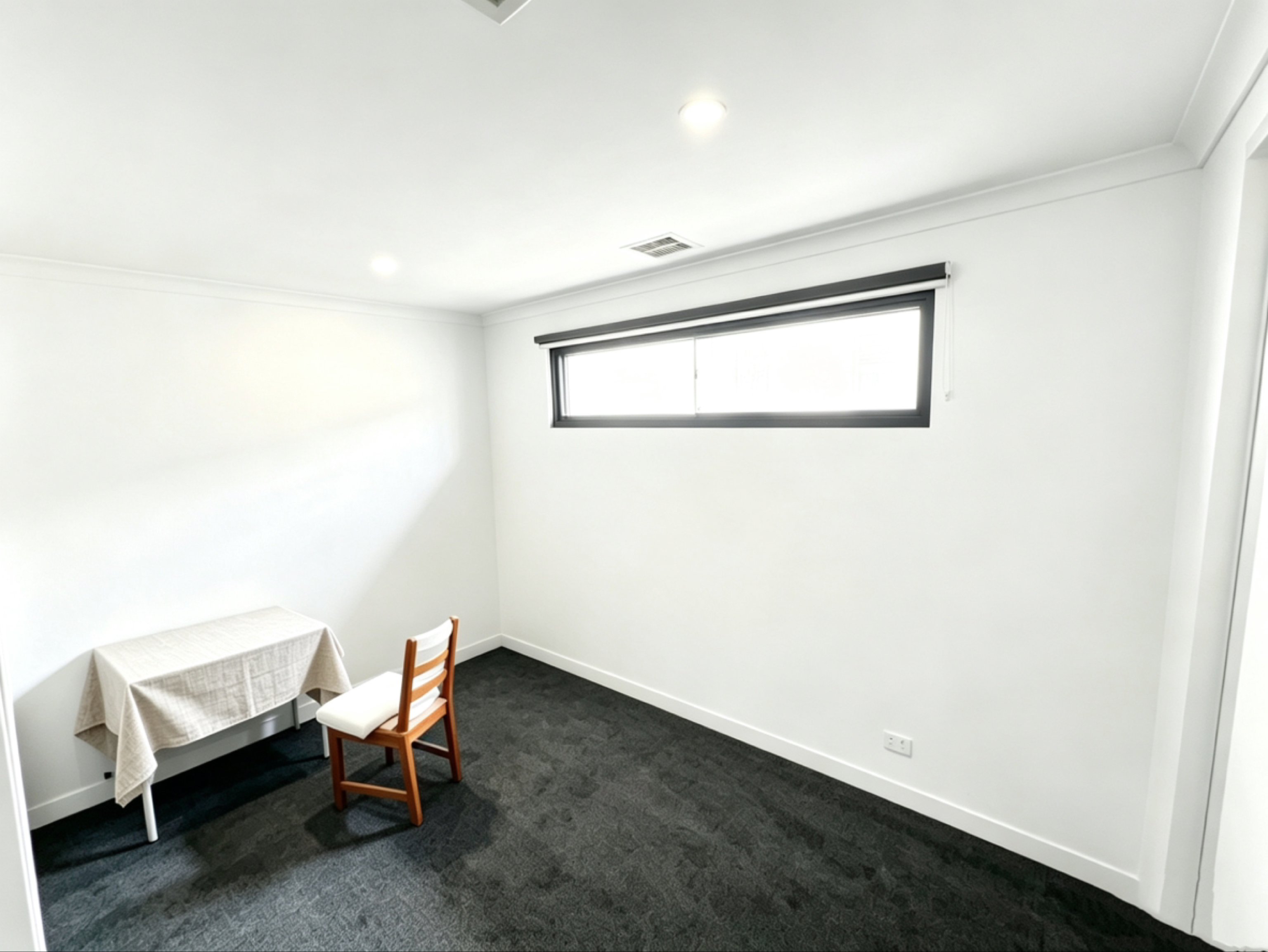 今日墨尔本Forest Hill 新Townhouse单间两间 Forest Hill 新Townhouse单间两间