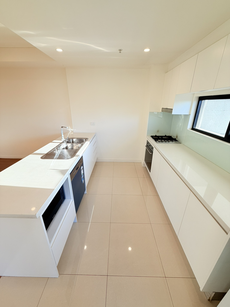 今日纽卡素Wolli Creek 三房 两卫 包家具 高楼层带水景 Wolli Creek 三房 两卫 包家具 高楼层带水景