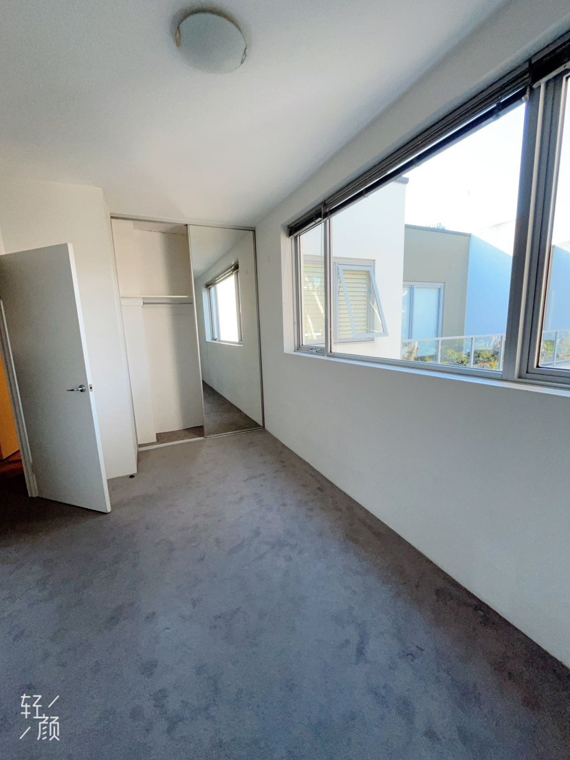 今日悉尼Zetland 两室两卫提供家具家电提供2台移动空调 Zetland 两室两卫提供家具家电提供2台移动空调