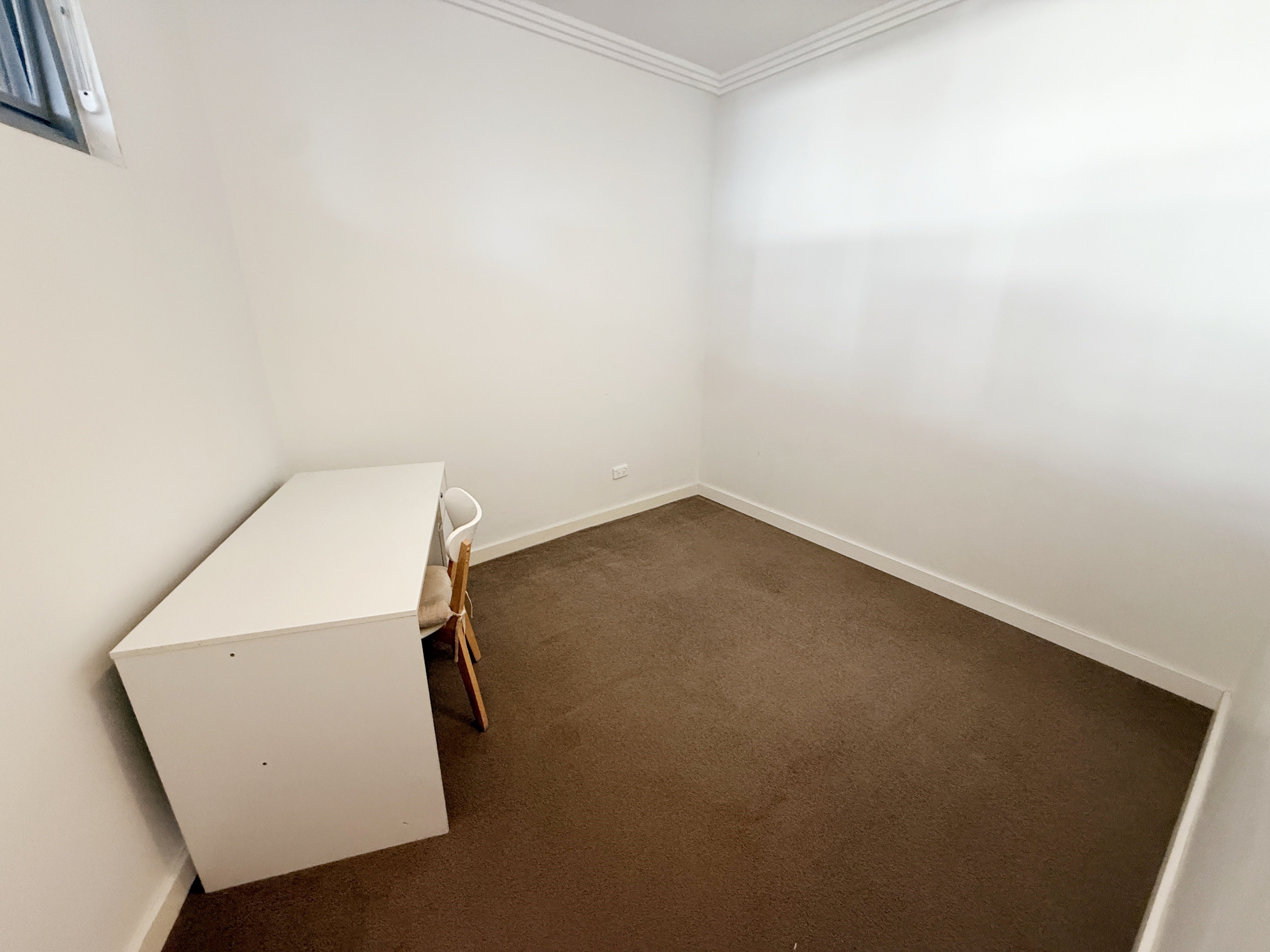 今日纽卡素Wolli Creek Turrella两房半独立公寓出租包部分家具 Wolli Creek Turrella两房半独立公寓出租包部分家具