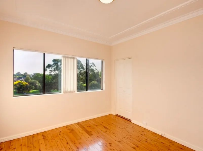 今日悉尼Hurstville 两房独立屋出租 生活便利 带前后院 Hurstville 两房独立屋出租 生活便利 带前后院