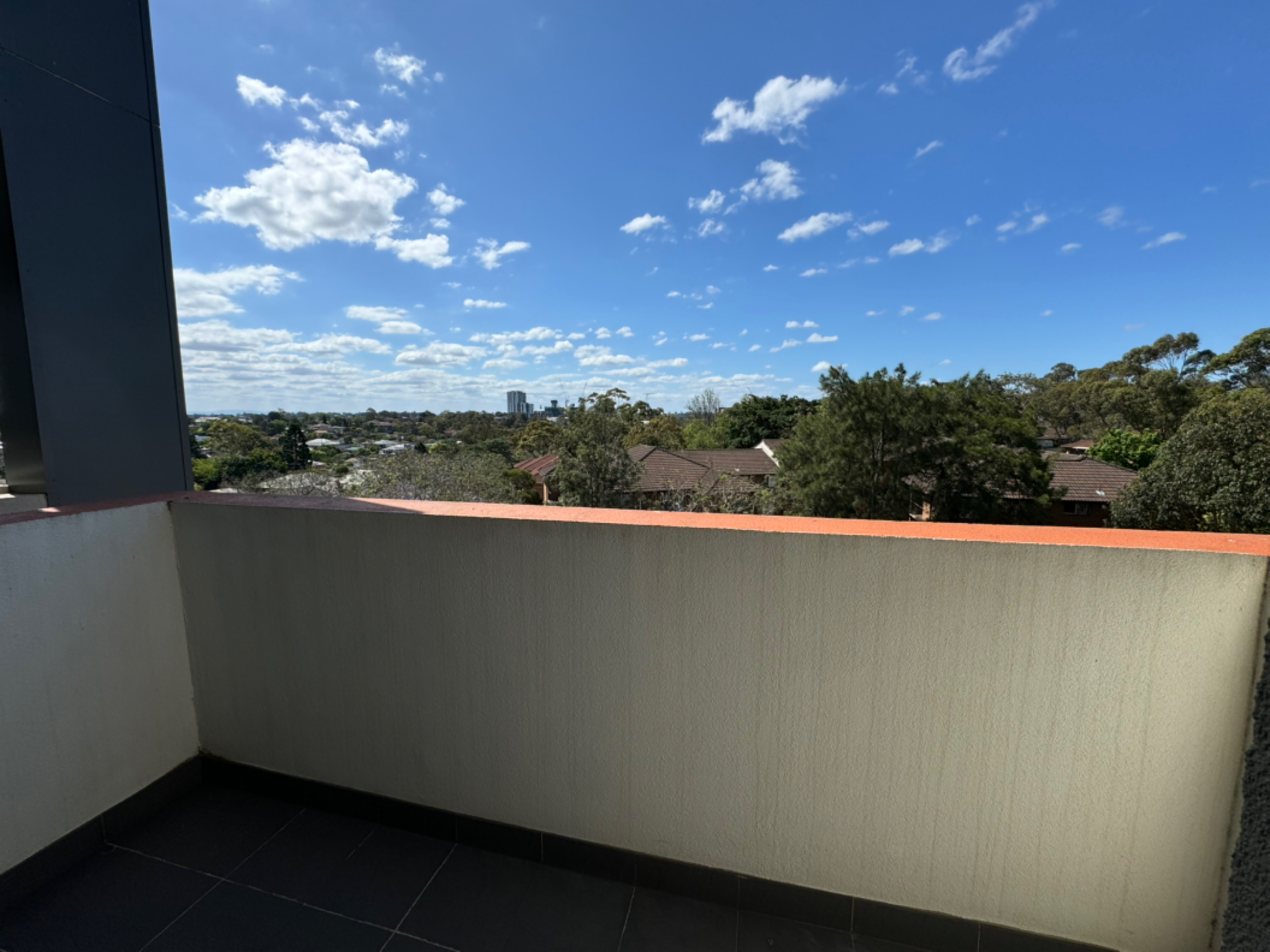 今日卧龙岗Parramatta 次卧出租 独卫 Parramatta 次卧出租 独卫