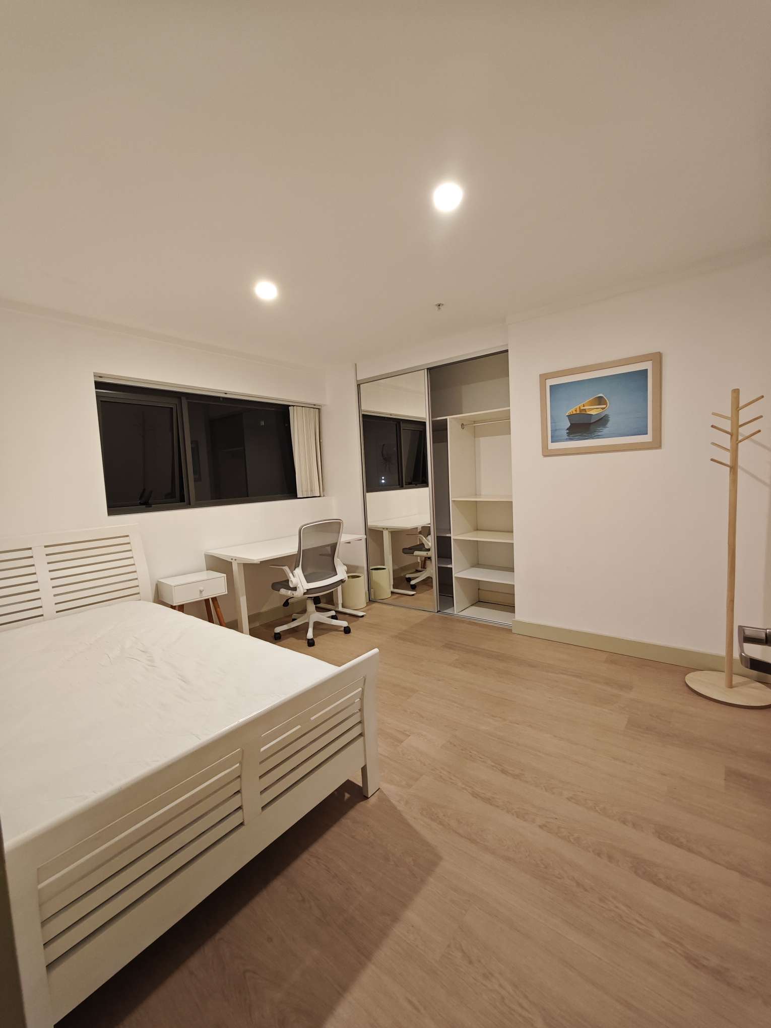 今日悉尼Wolli Creek 公寓包 Bills 秒到火车站超市餐馆 Wolli Creek 公寓包 Bills 秒到火车站超市餐馆