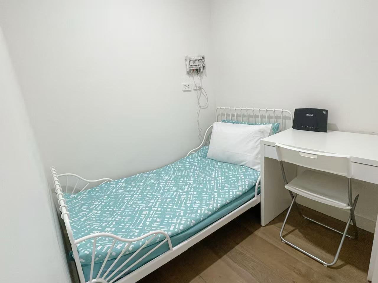 今日堪培拉Waterloo 新高层2房加书房 带家具 整租 现可入住 Waterloo 新高层2房加书房 带家具 整租 现可入住