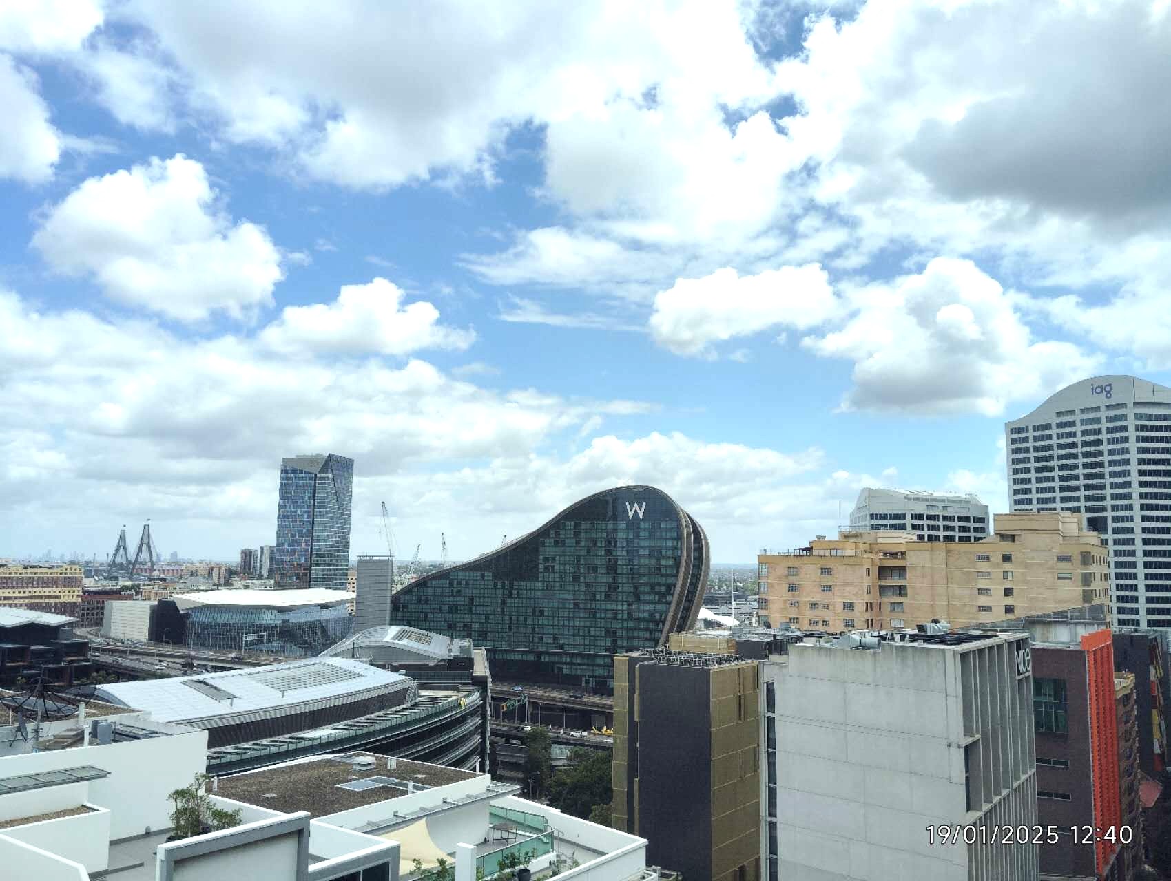 今日悉尼Sydney 市中心高层一房公寓出租 Sydney 市中心高层一房公寓出租