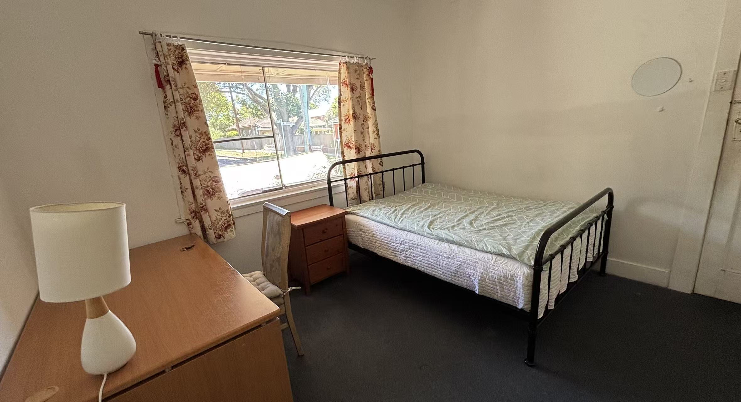 今日悉尼Burwood 大房 7月20号入住 可短租 直达 City UTS 悉尼大学 有车位 Burwood 大房 7月20号入住 可短租 直达 City UTS 悉尼大学 有车位
