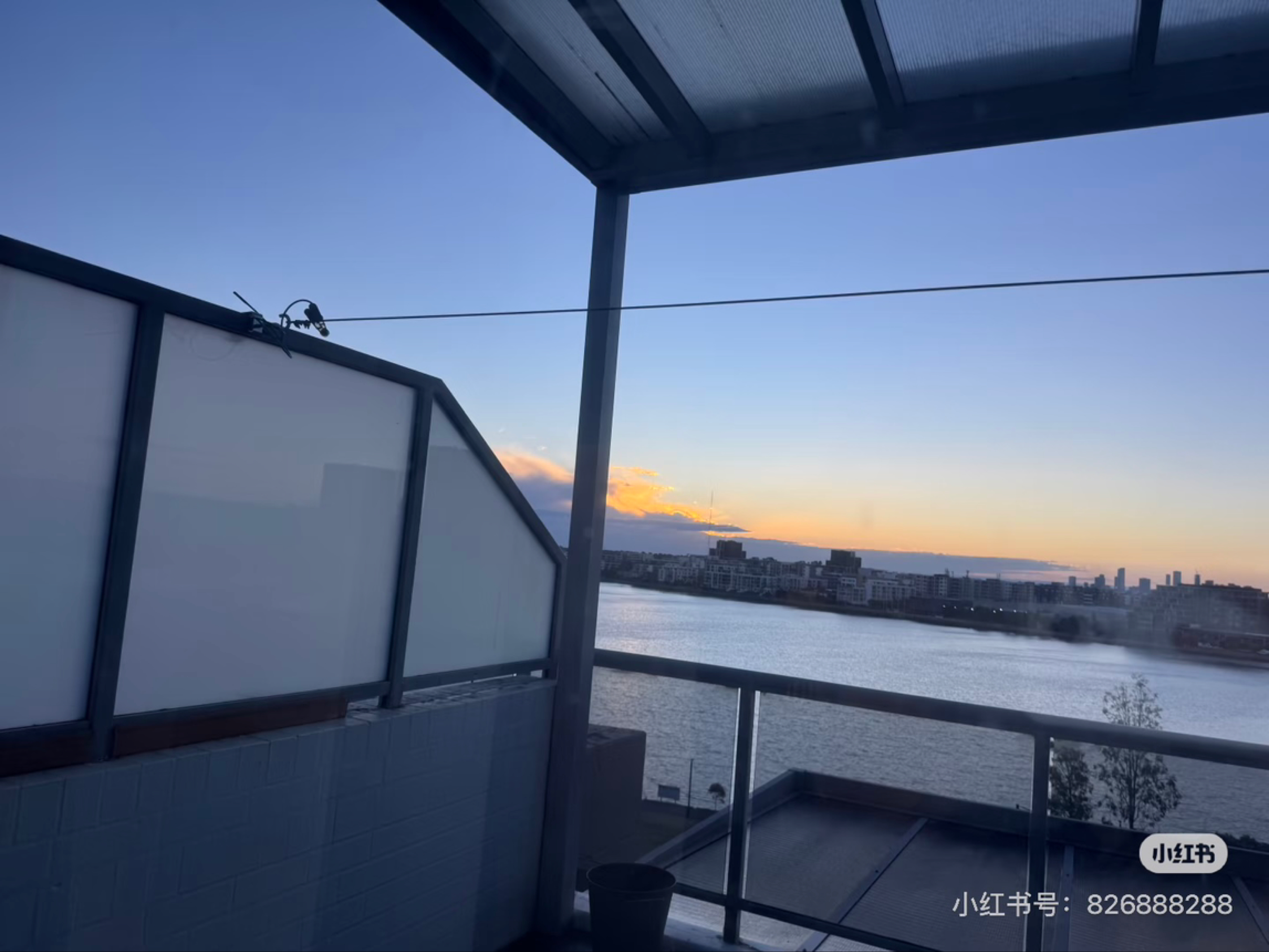今日基隆Rhodes 超大独卫带阳台湖景房转租女生 Rhodes 超大独卫带阳台湖景房转租女生