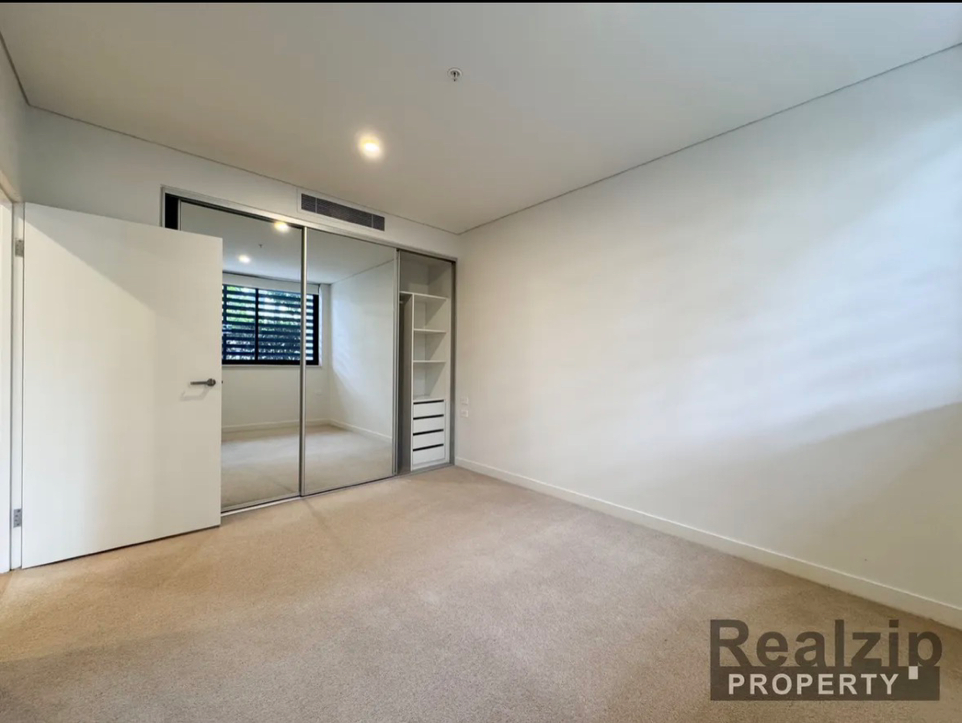 今日悉尼Chatswood 出租悉尼北区学区房1房1车 Chatswood 出租悉尼北区学区房1房1车