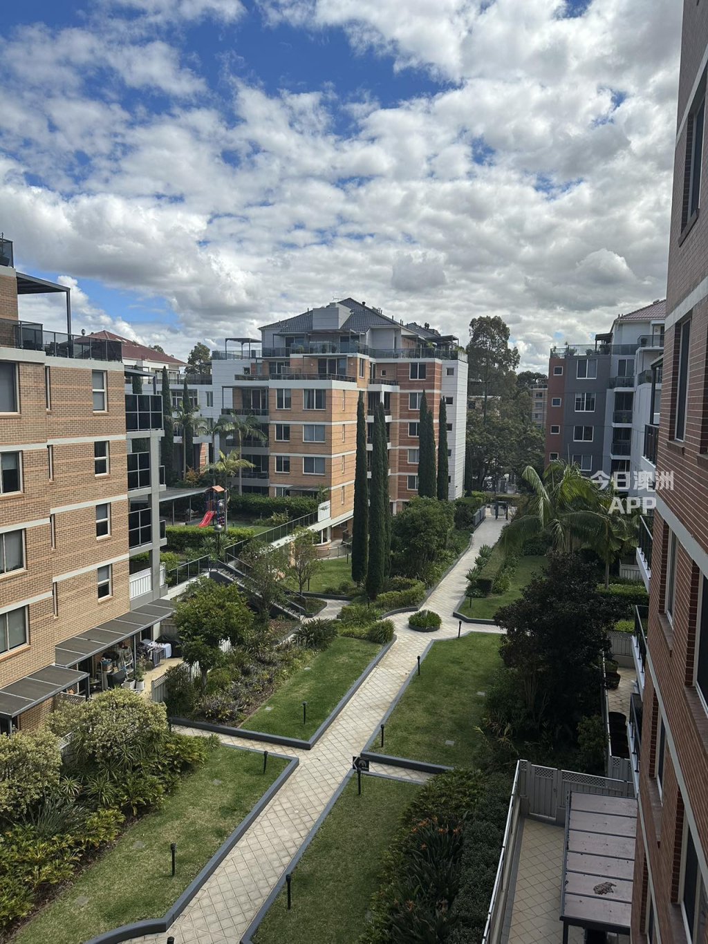 今日悉尼Wolli Creek 次卧招租 全新木地板 450周 包家具水电 可车位 近地铁 Wolli Creek 次卧招租 全新木地板 450周 包家具水电 可车位 近地铁