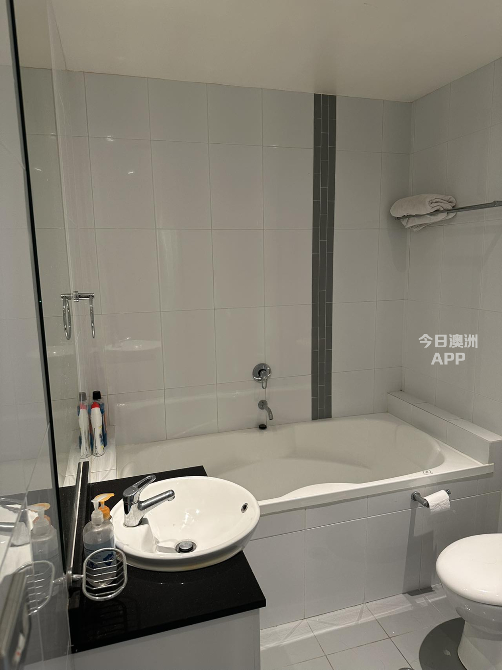 今日悉尼Wolli Creek 次卧招租 全新木地板 450周 包家具水电 可车位 近地铁 Wolli Creek 次卧招租 全新木地板 450周 包家具水电 可车位 近地铁