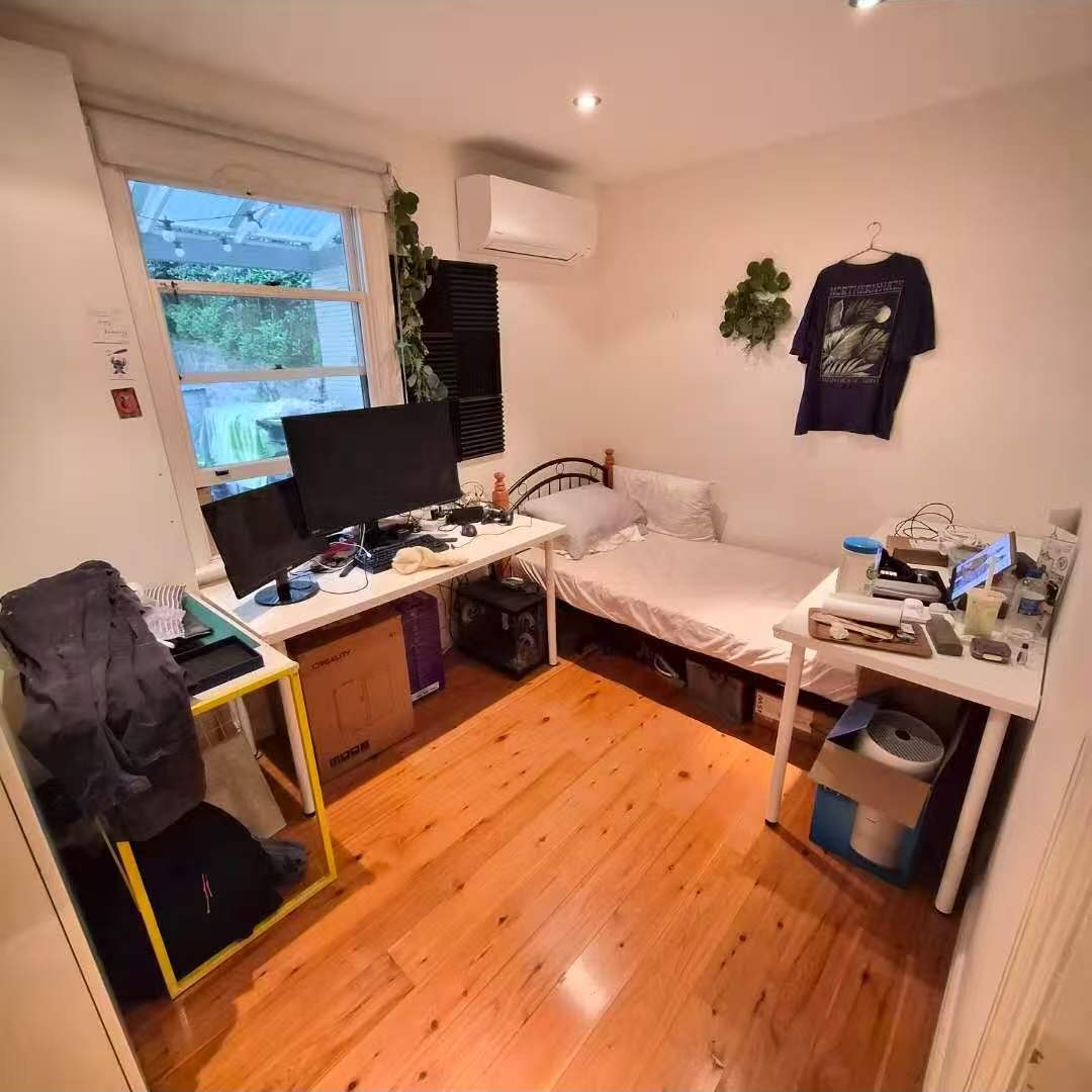 今日卧龙岗Waverton 独栋house卧室出租近North Sydney Waverton 独栋house卧室出租近North Sydney
