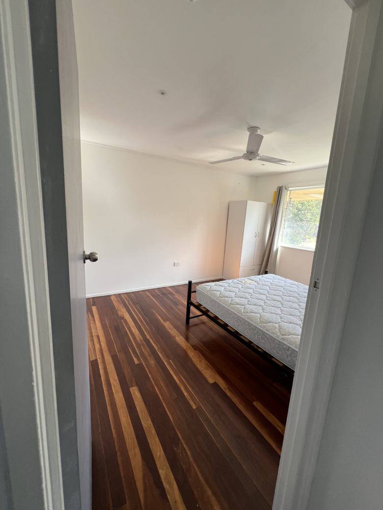 今日悉尼Ipswich 带家具大院house房东直租 Ipswich 带家具大院house房东直租