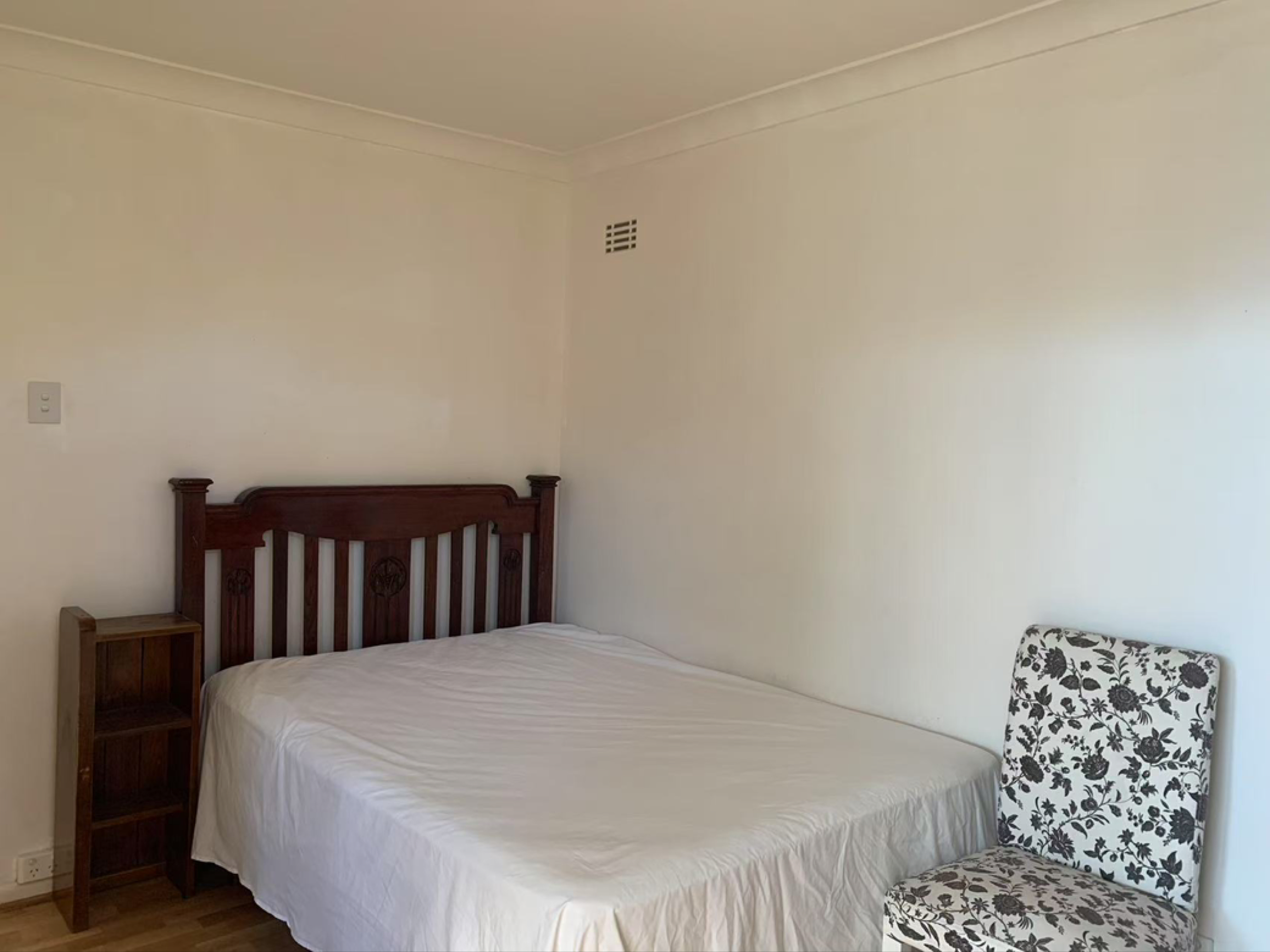 今日悉尼Kingsgrove 宽敞明亮距离火车站8分钟走路距离granny studio出租 Kingsgrove 宽敞明亮距离火车站8分钟走路距离granny studio出租