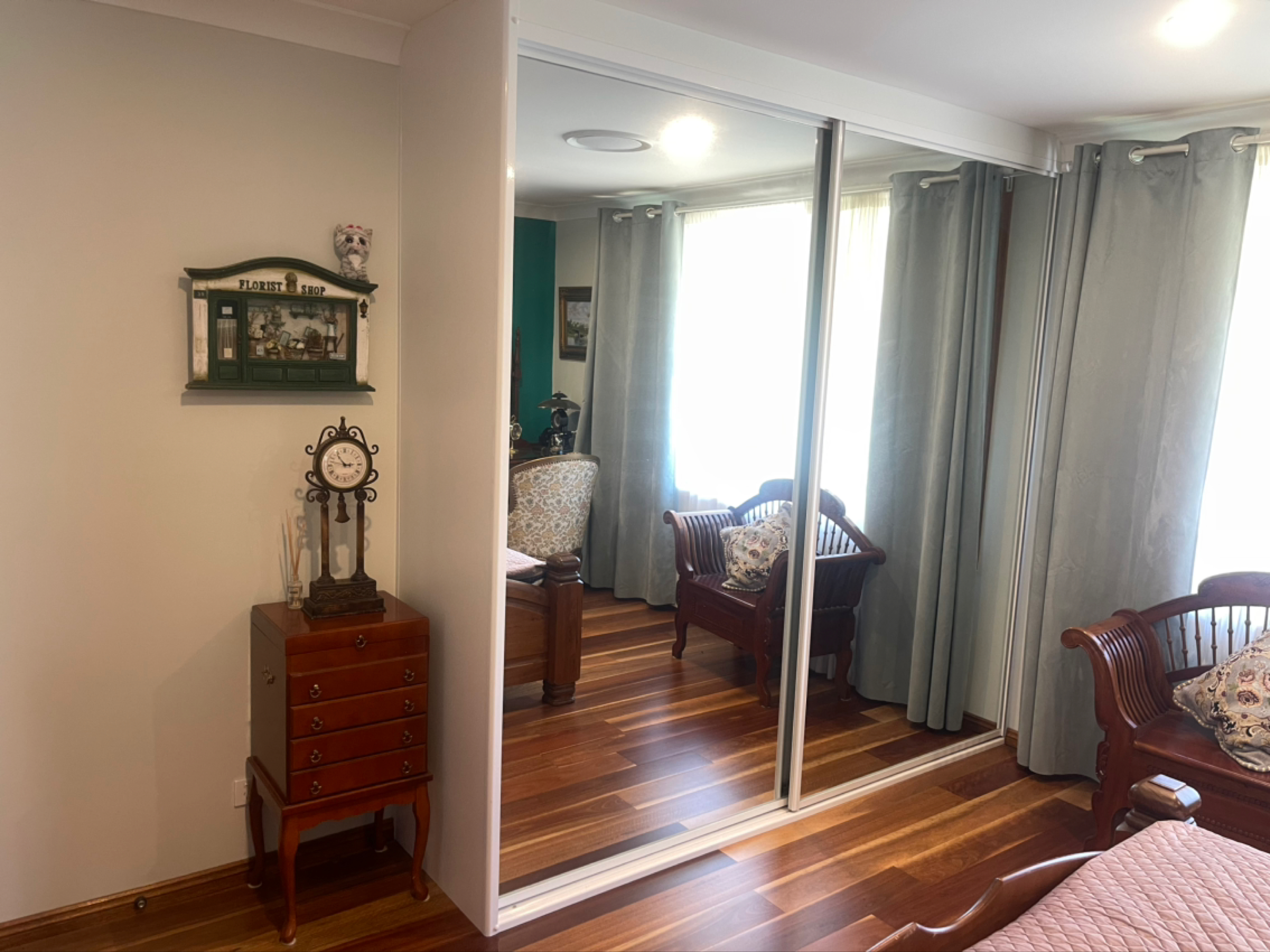 今日墨尔本Wolli Creek Wolli Greek Hurstville Bexley 豪华舒适套房出租 Wolli Creek Wolli Greek Hurstville Bexley 豪华舒适套房出租