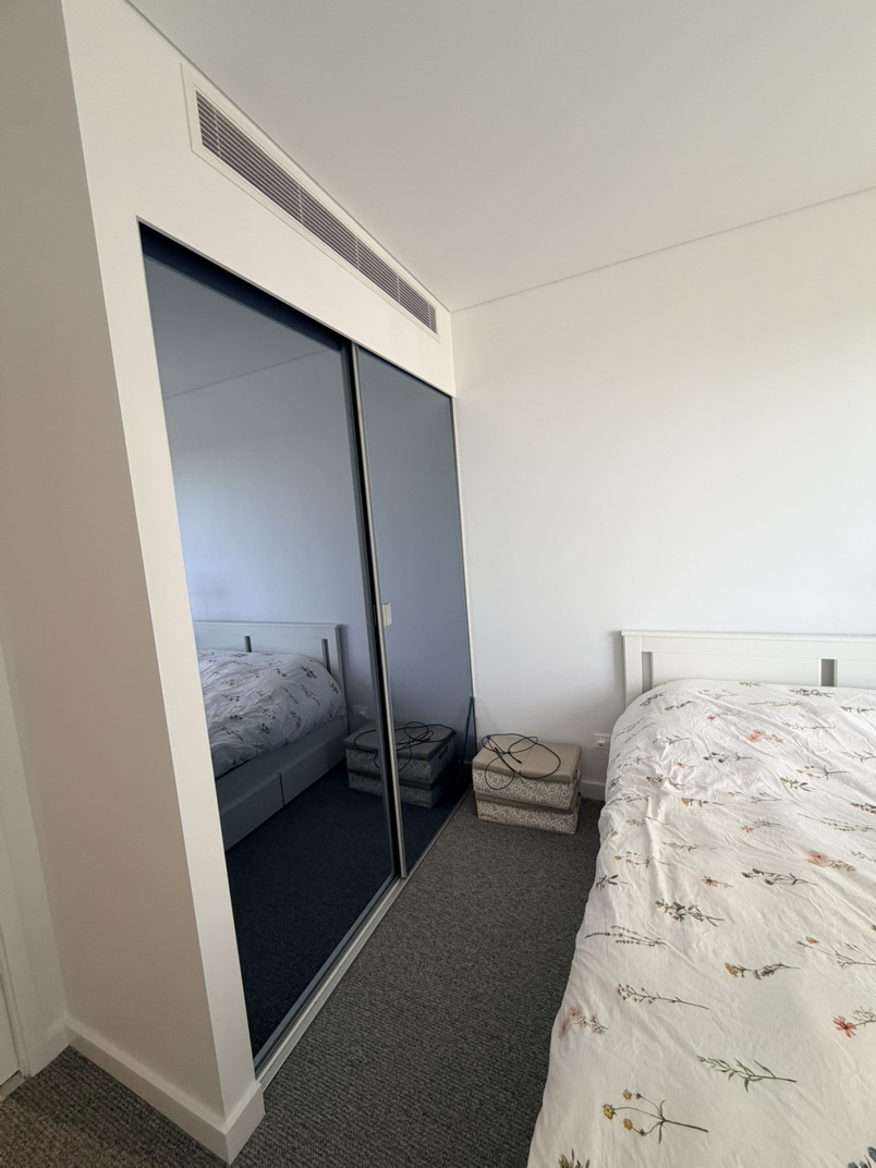 今日悉尼Macquarie Park Meriton景观主卧出租招女生 Macquarie Park Meriton景观主卧出租招女生