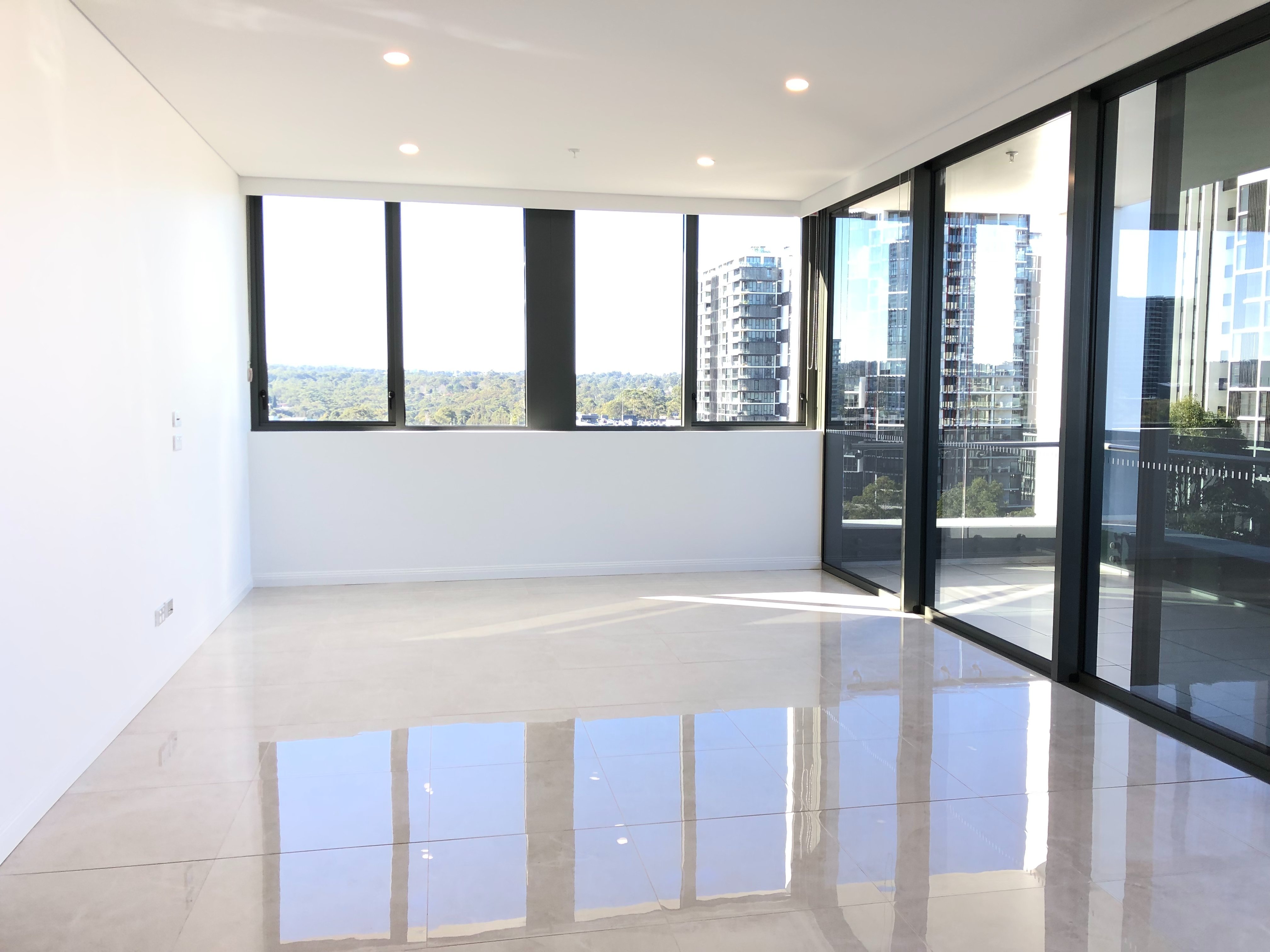 今日悉尼Macquarie Park 高层三房 即可入住 近Macquarie Centre 地铁 Macquarie Park 高层三房 即可入住 近Macquarie Centre 地铁