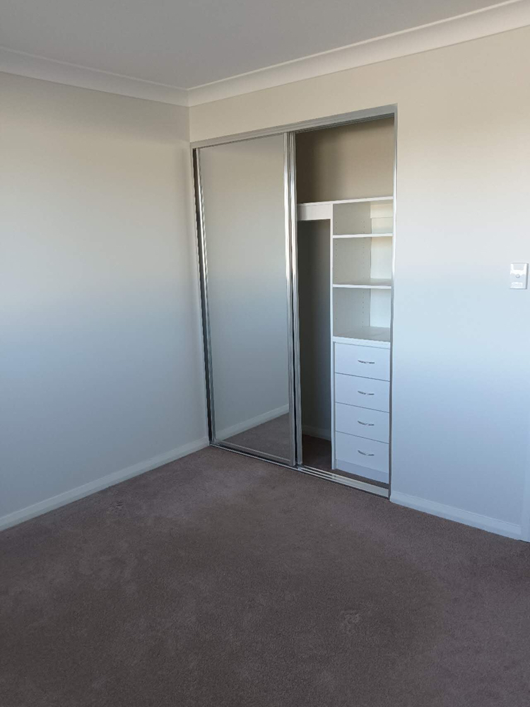 今日悉尼Rouse Hill 近tallawonc火车站超大单间 Rouse Hill 近tallawonc火车站超大单间