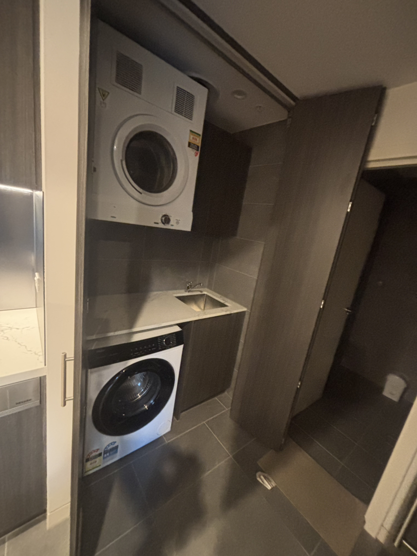 今日悉尼Homebush 全家具家电拎包入住studio Homebush 全家具家电拎包入住studio