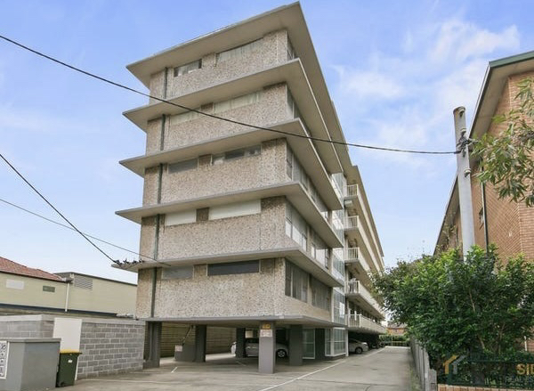今日悉尼Maroubra 两室一卫 木地板 提供家具家电 Maroubra 两室一卫 木地板 提供家具家电