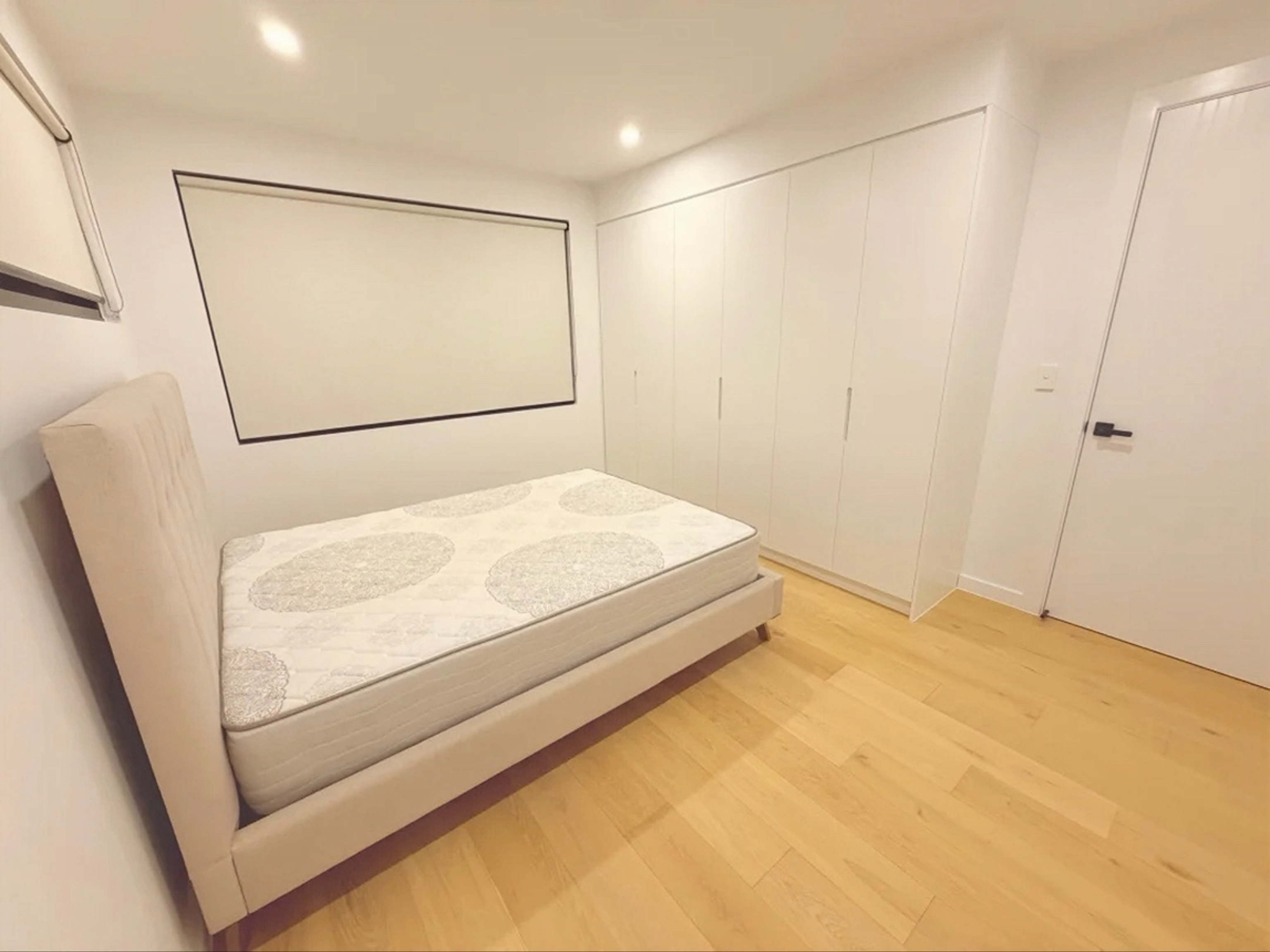 今日悉尼Marsfield 近麦考瑞现代townhouse单间招租 Marsfield 近麦考瑞现代townhouse单间招租