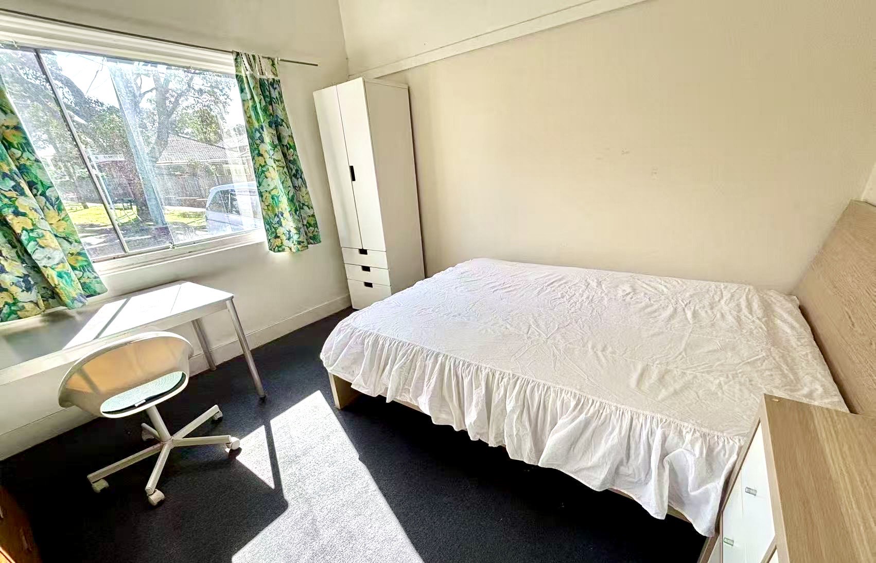 今日悉尼Burwood 大房 7月19号入住 可短租 直达 City UTS 悉尼大学 有车位 Burwood 大房 7月19号入住 可短租 直达 City UTS 悉尼大学 有车位