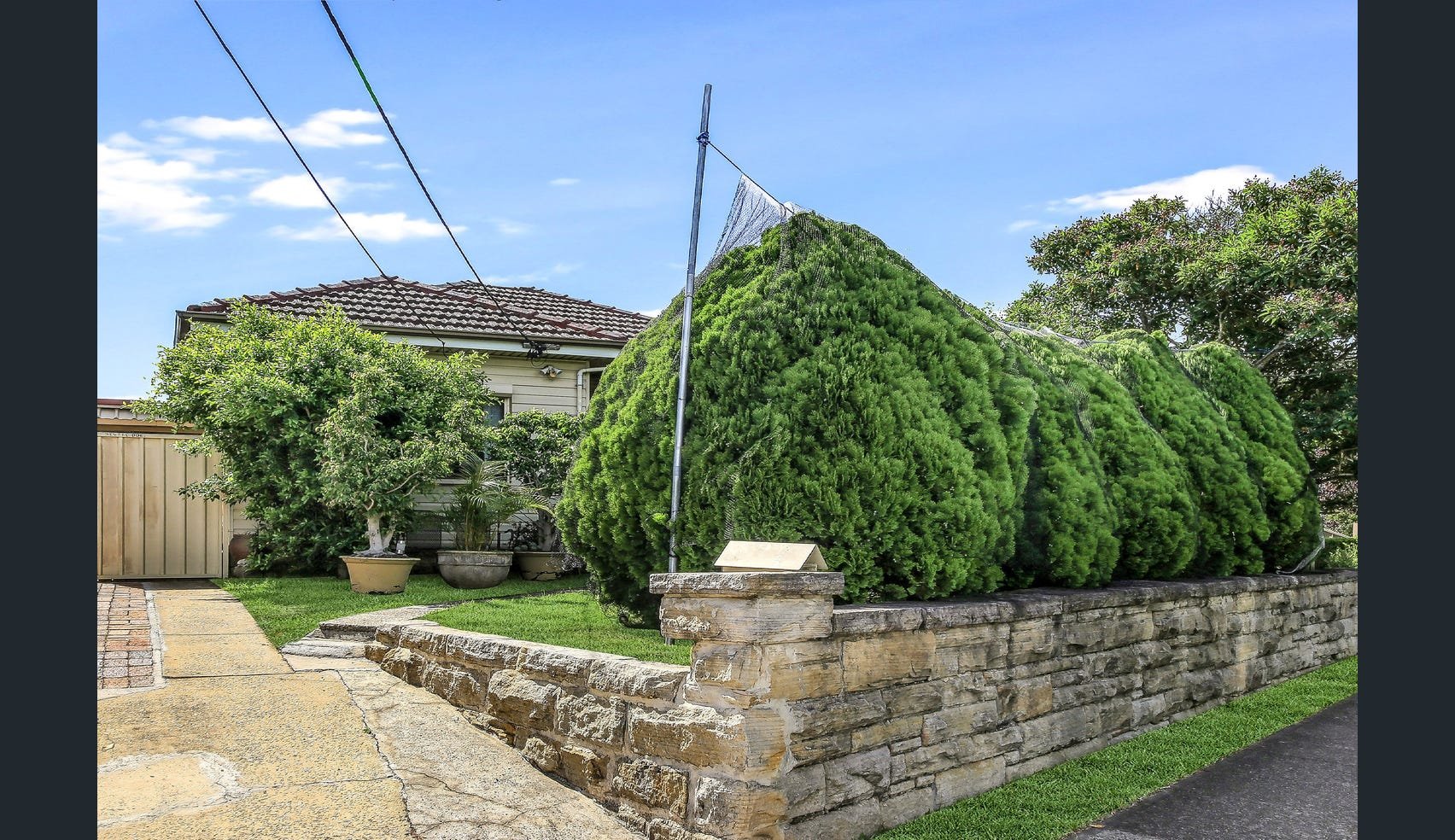 今日悉尼Peakhurst 全新装修家庭住宅 宽敞实用 立即入住 Peakhurst 全新装修家庭住宅 宽敞实用 立即入住