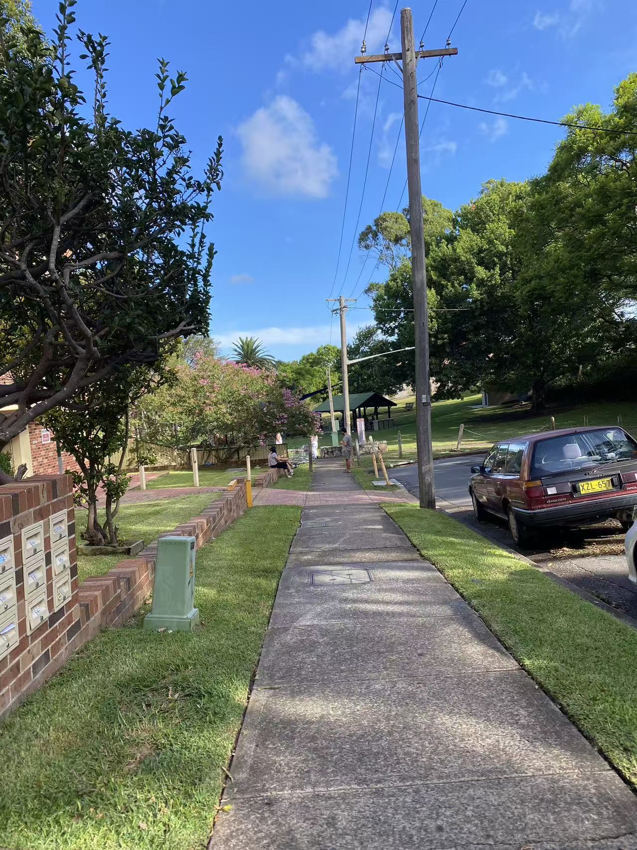 今日悉尼Hurstville 静街 Unit 2b2b 阳台2 超大客厅和饭厅 Hurstville 静街 Unit 2b2b 阳台2 超大客厅和饭厅